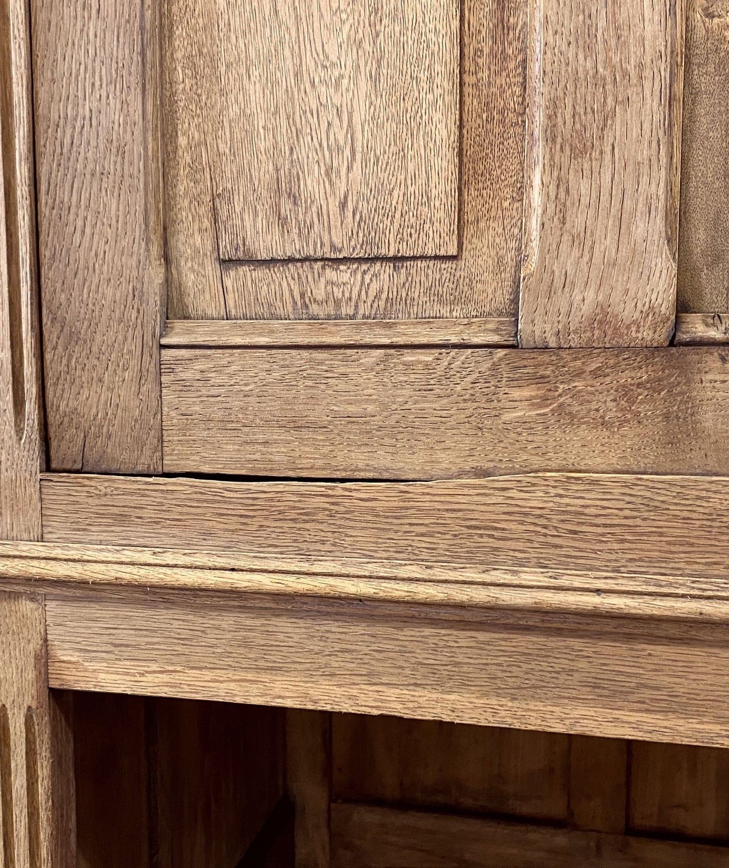 Oak Drawers Cabinet