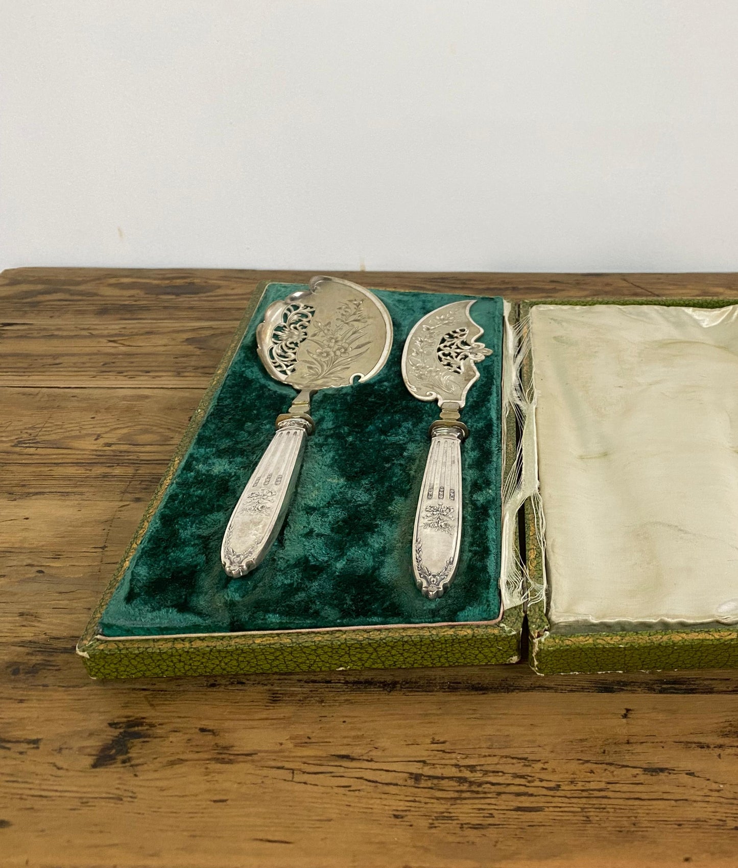 Antique Server set