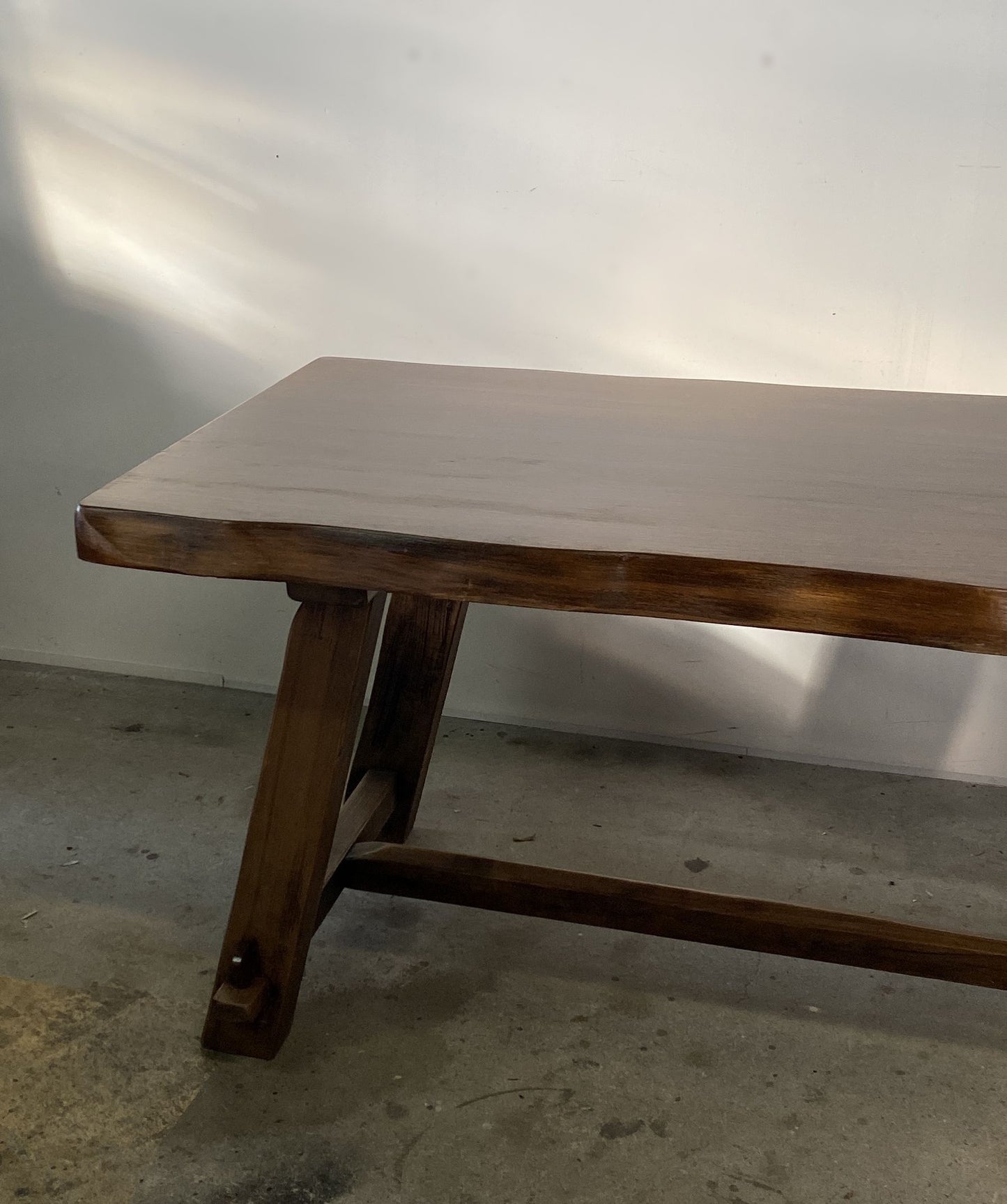 Olavi Hanninen dining table