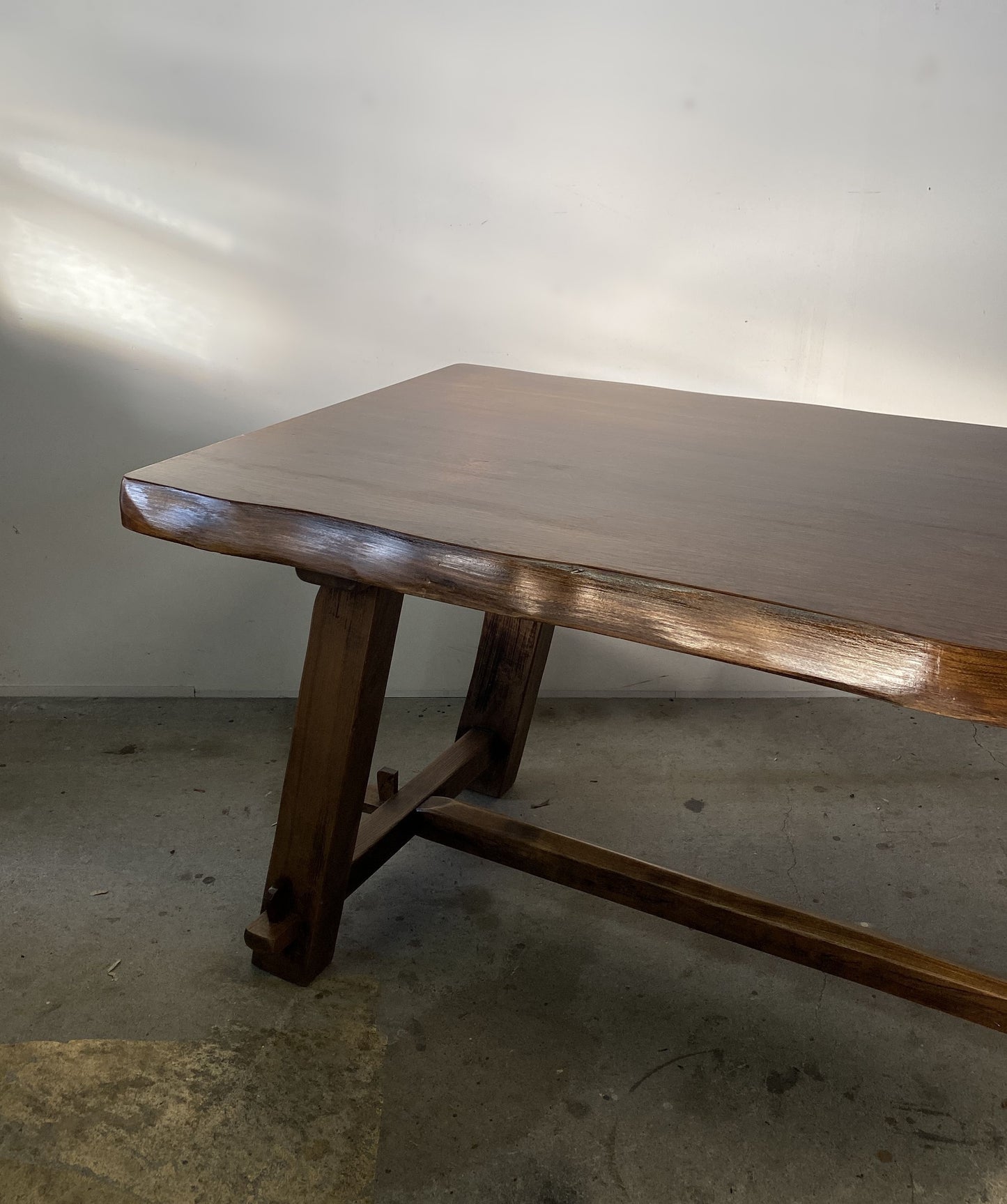 Olavi Hanninen dining table