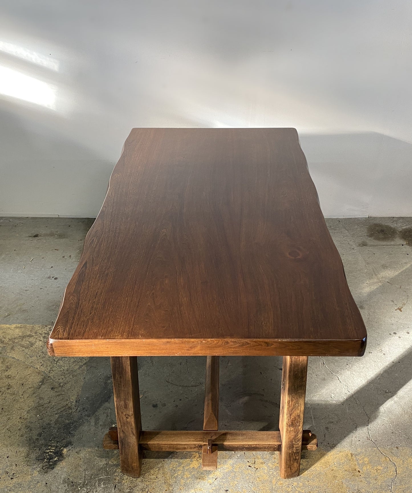 Olavi Hanninen dining table