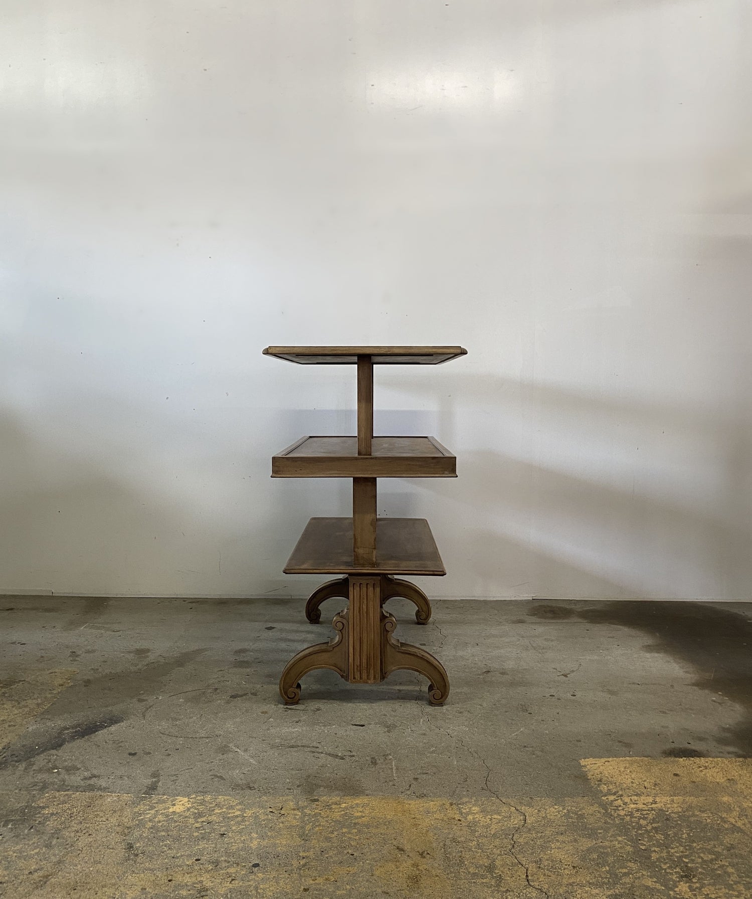 Display Table – Round trip Antiques