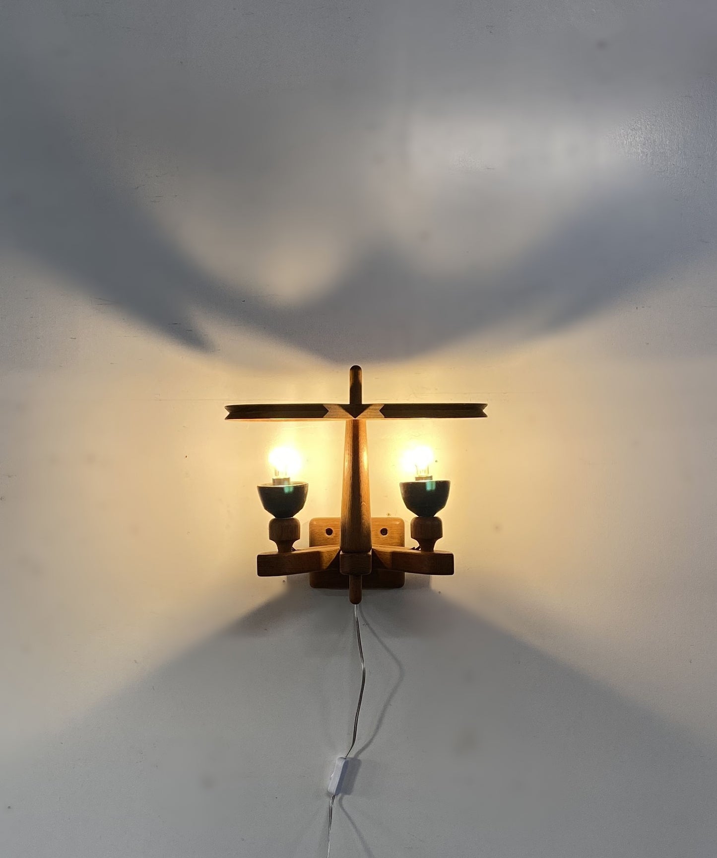 ”Guillerme & Chambron” Ceramic Wall Lamp