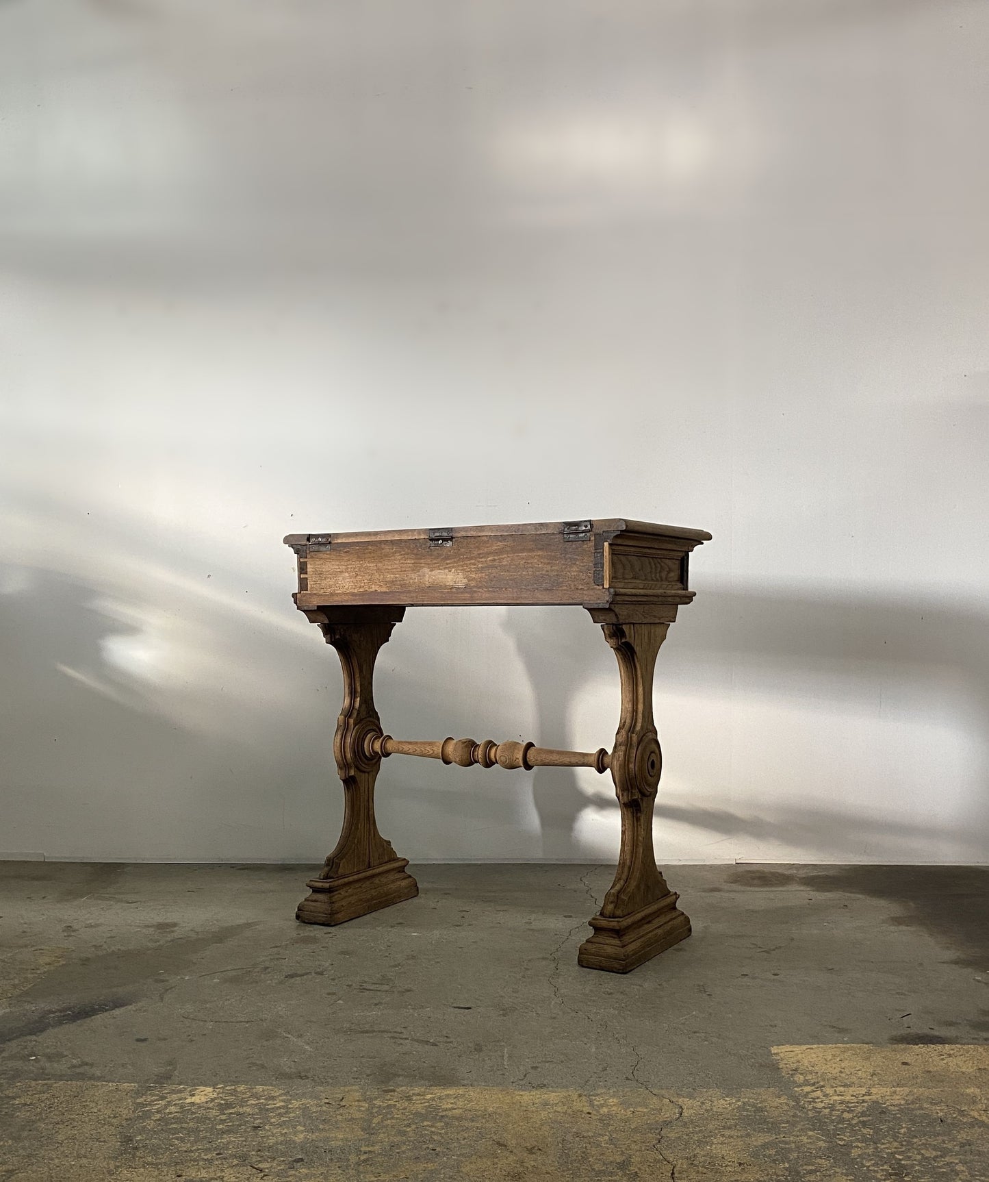 Console Oak Table