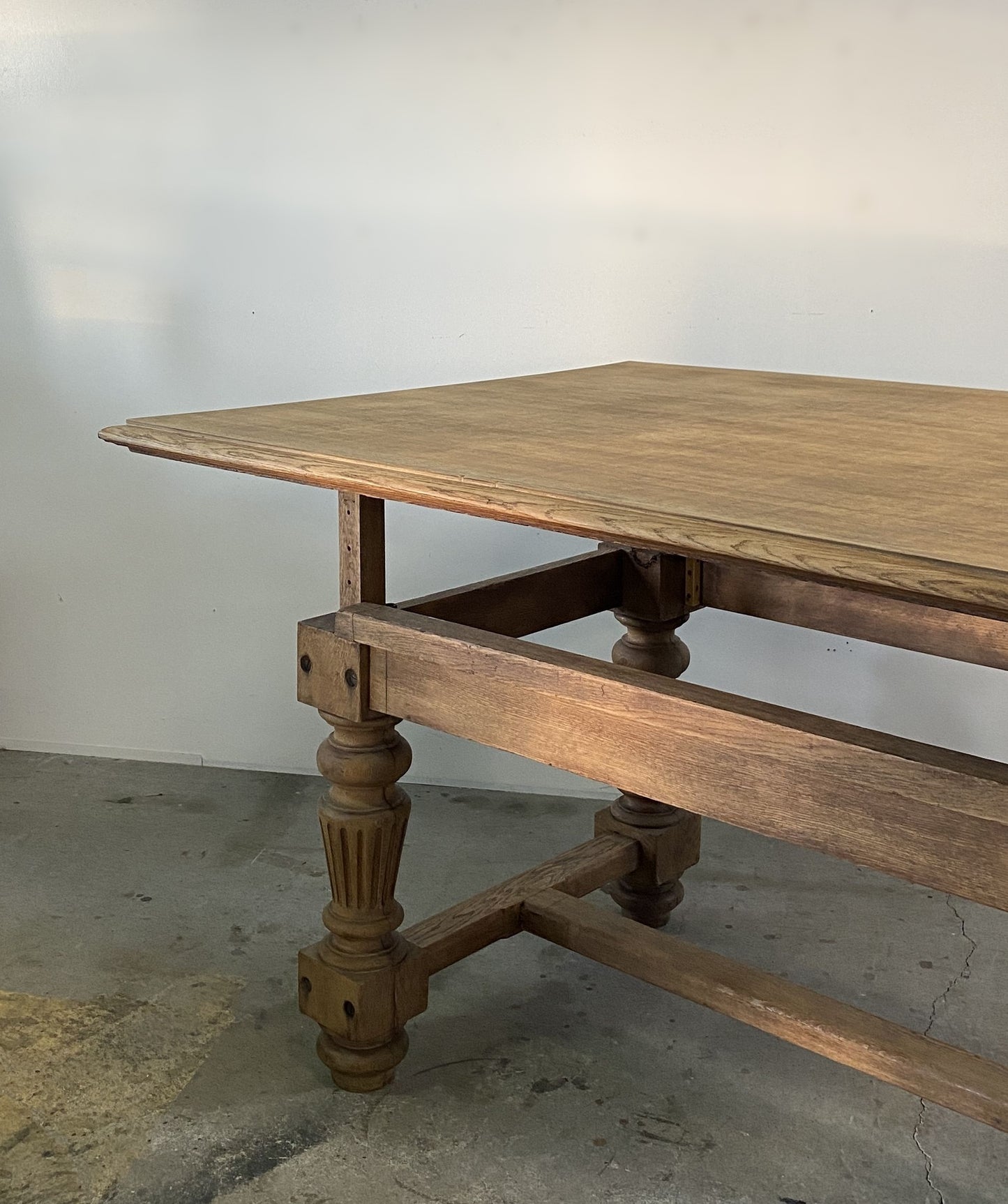 Height Adjust oak Table