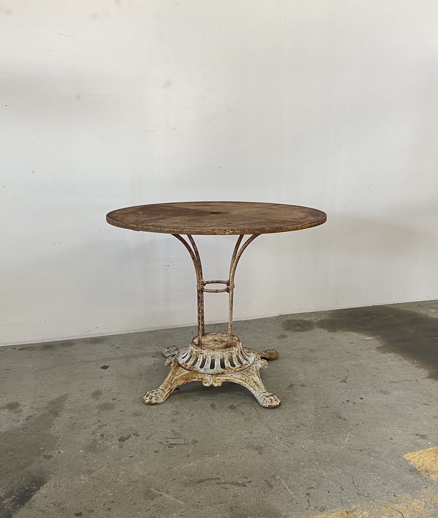 Cast Iron Round Bistro Table