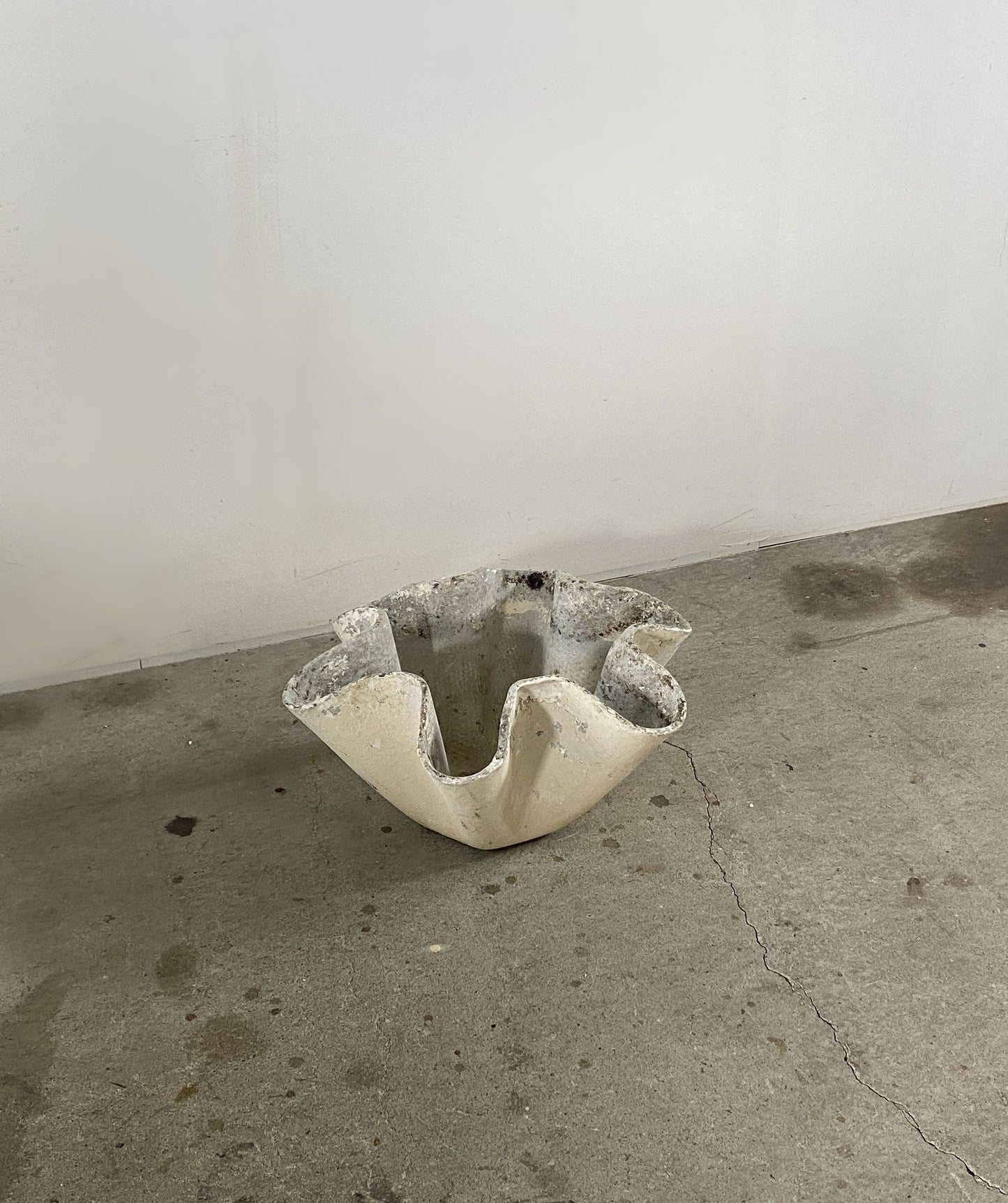 ”Willy Guhl” Planter Pot