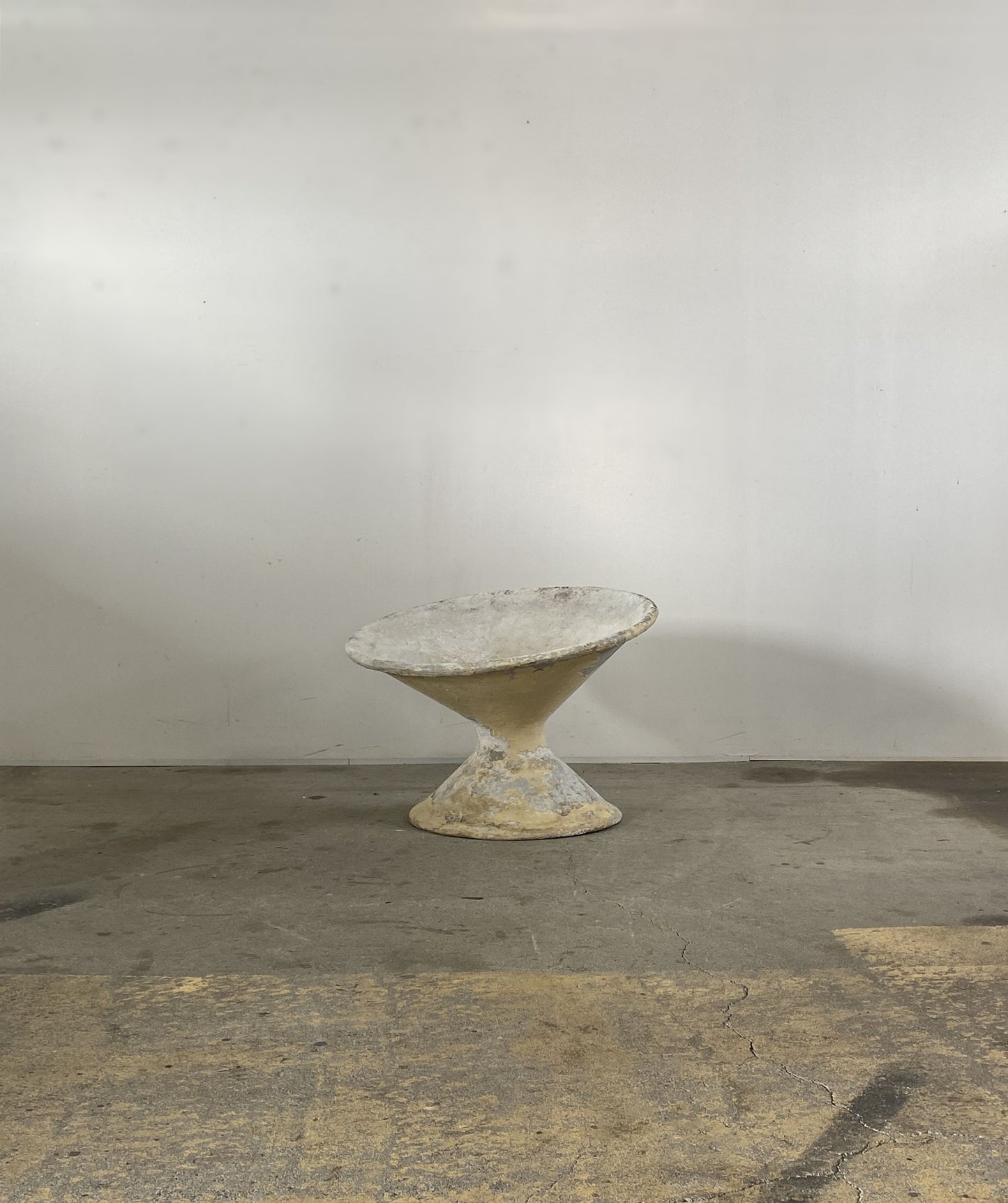 ”Willy Guhl” Planter Pot