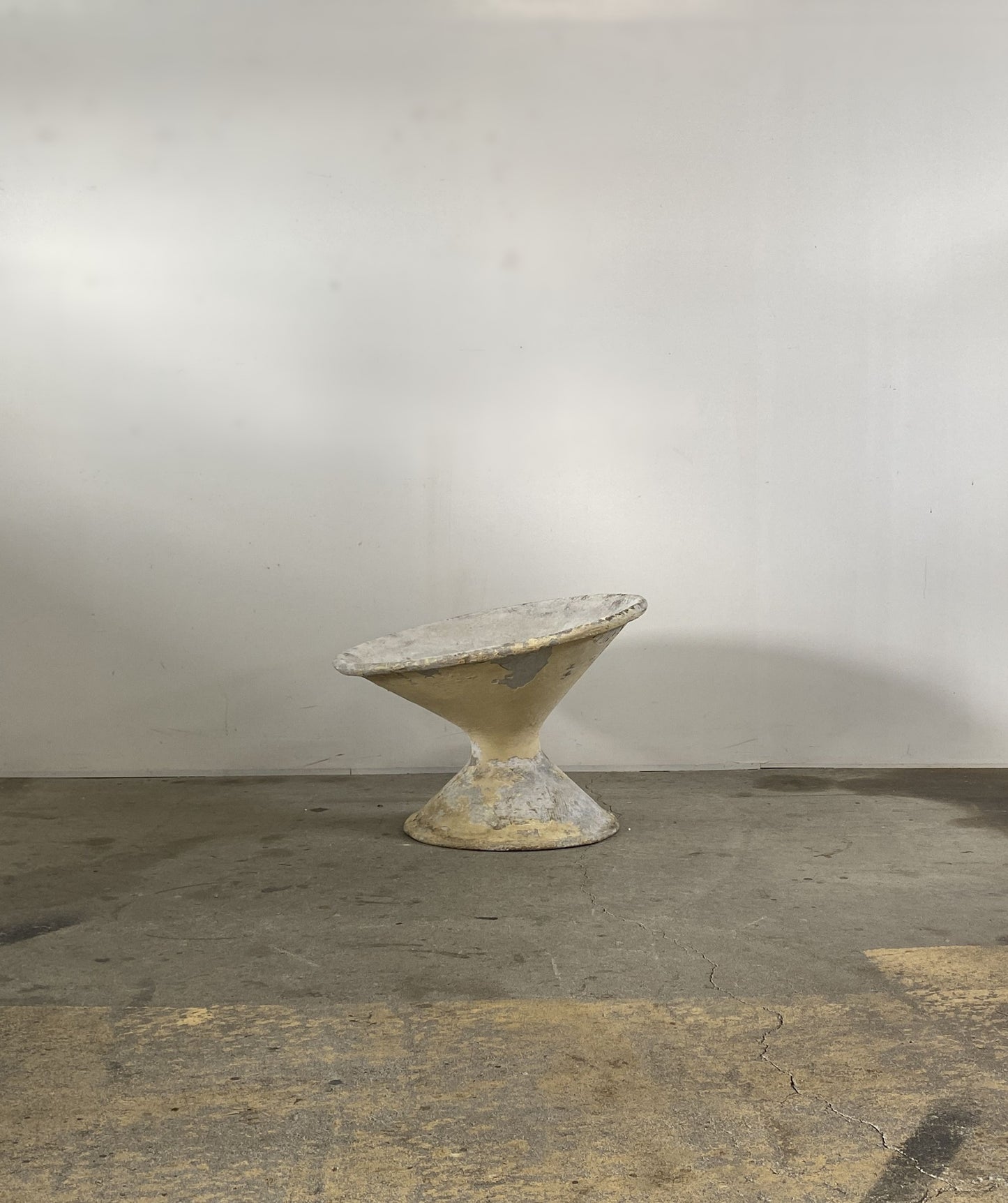 ”Willy Guhl” Planter Pot