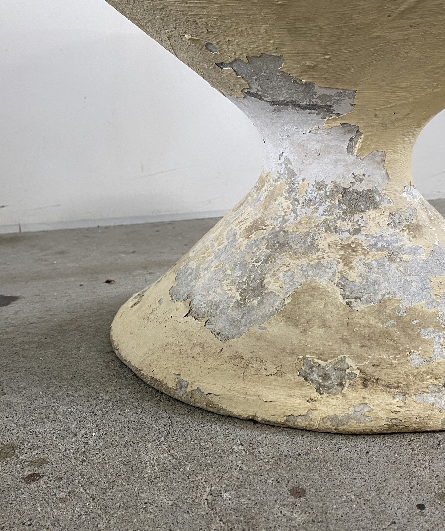 ”Willy Guhl” Planter Pot