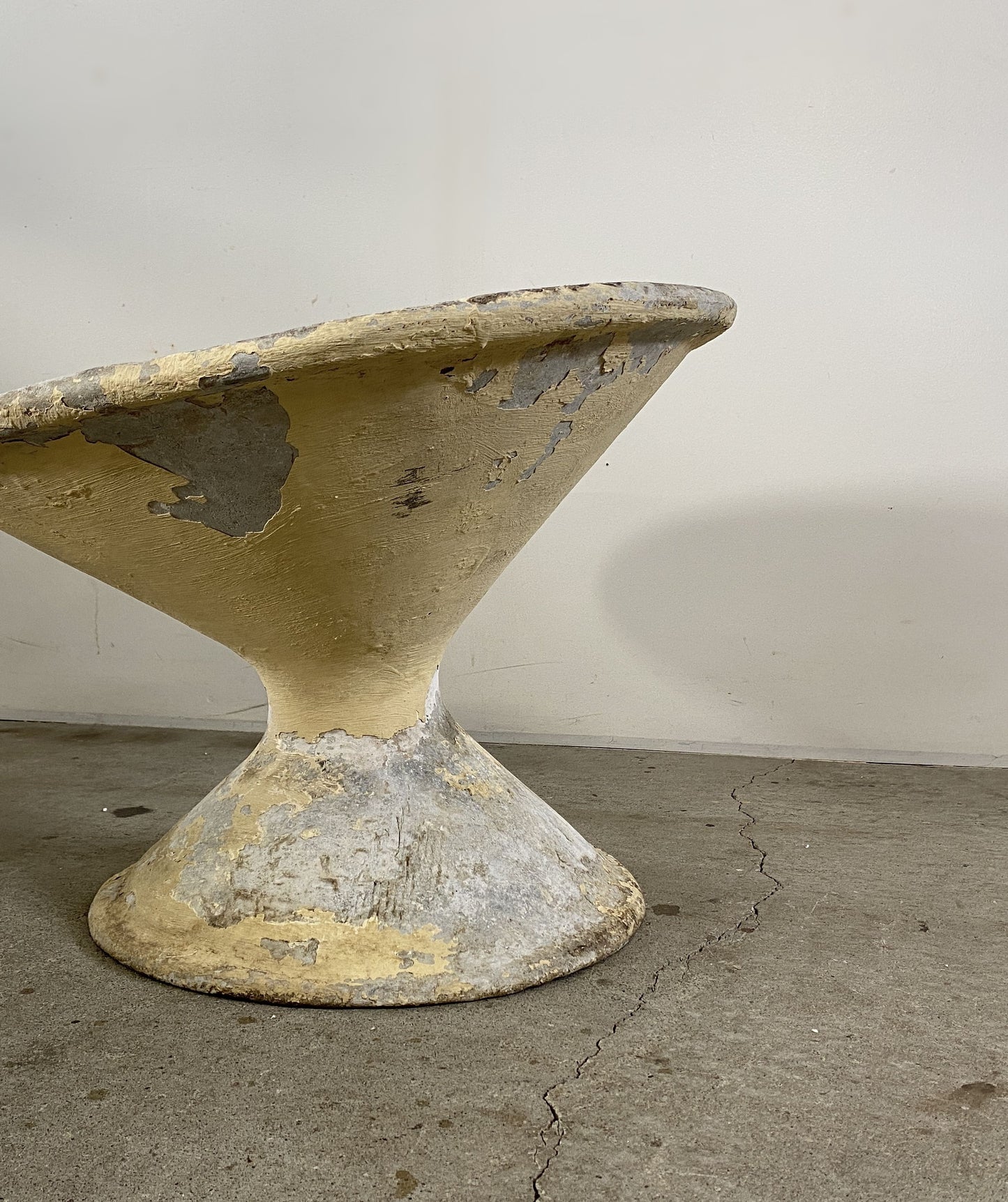 ”Willy Guhl” Planter Pot