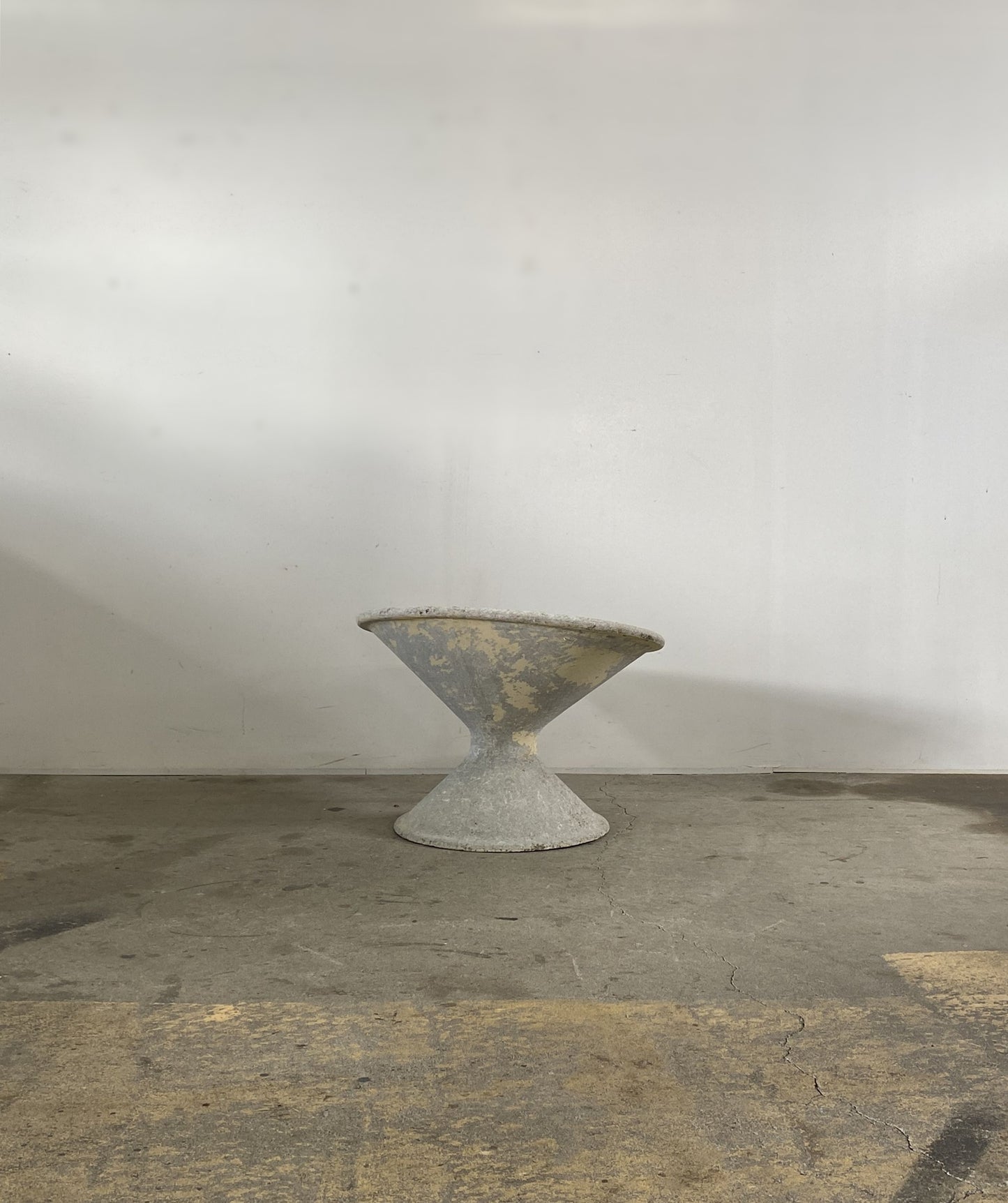 ”Willy Guhl” Planter Pot