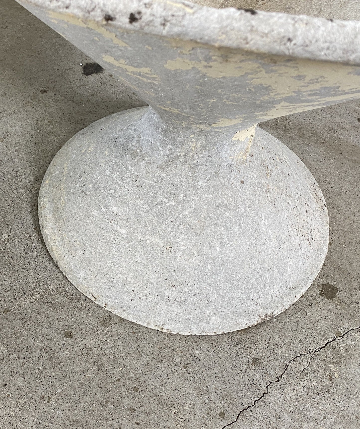 ”Willy Guhl” Planter Pot