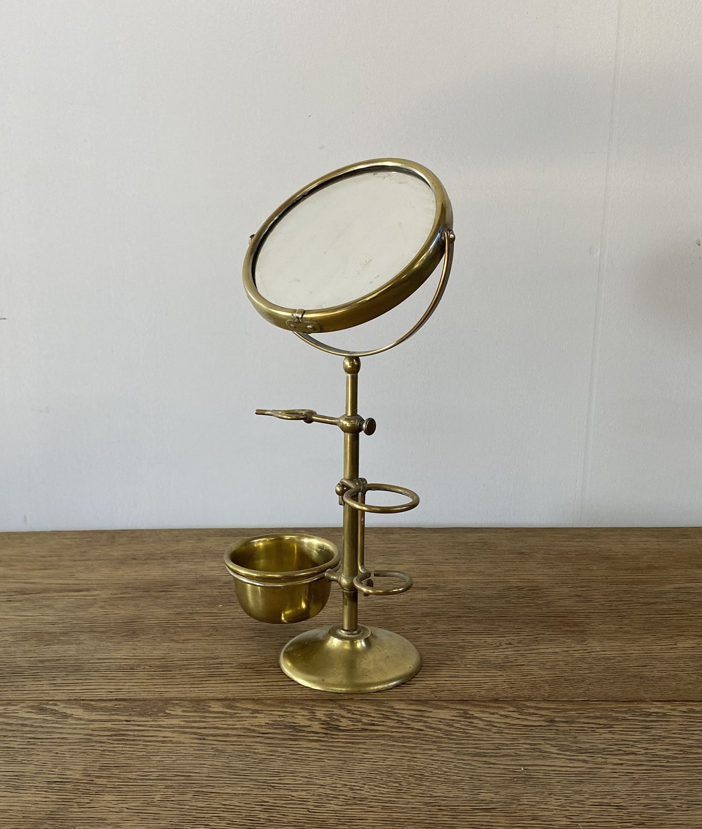 Barber Shop Mirror Stand