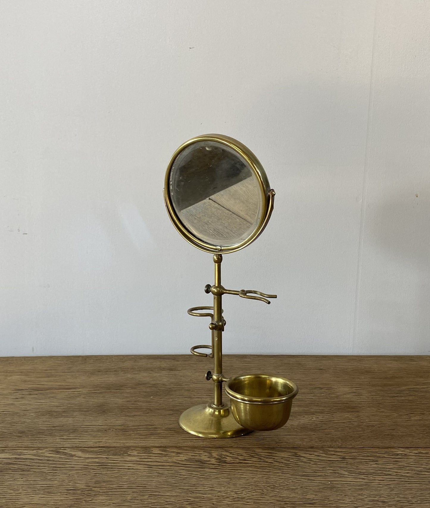 Barber Shop Mirror Stand