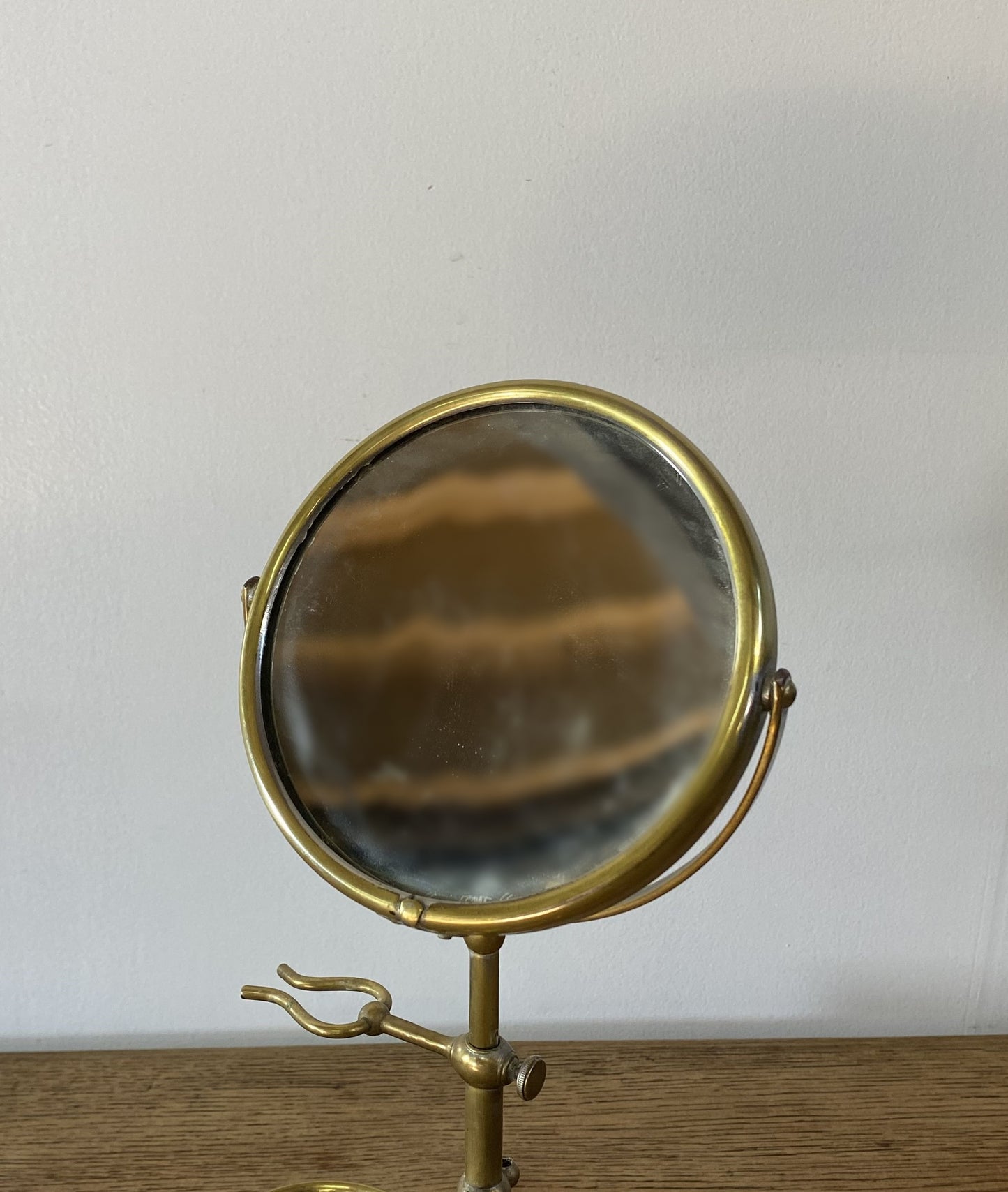 Barber Shop Mirror Stand