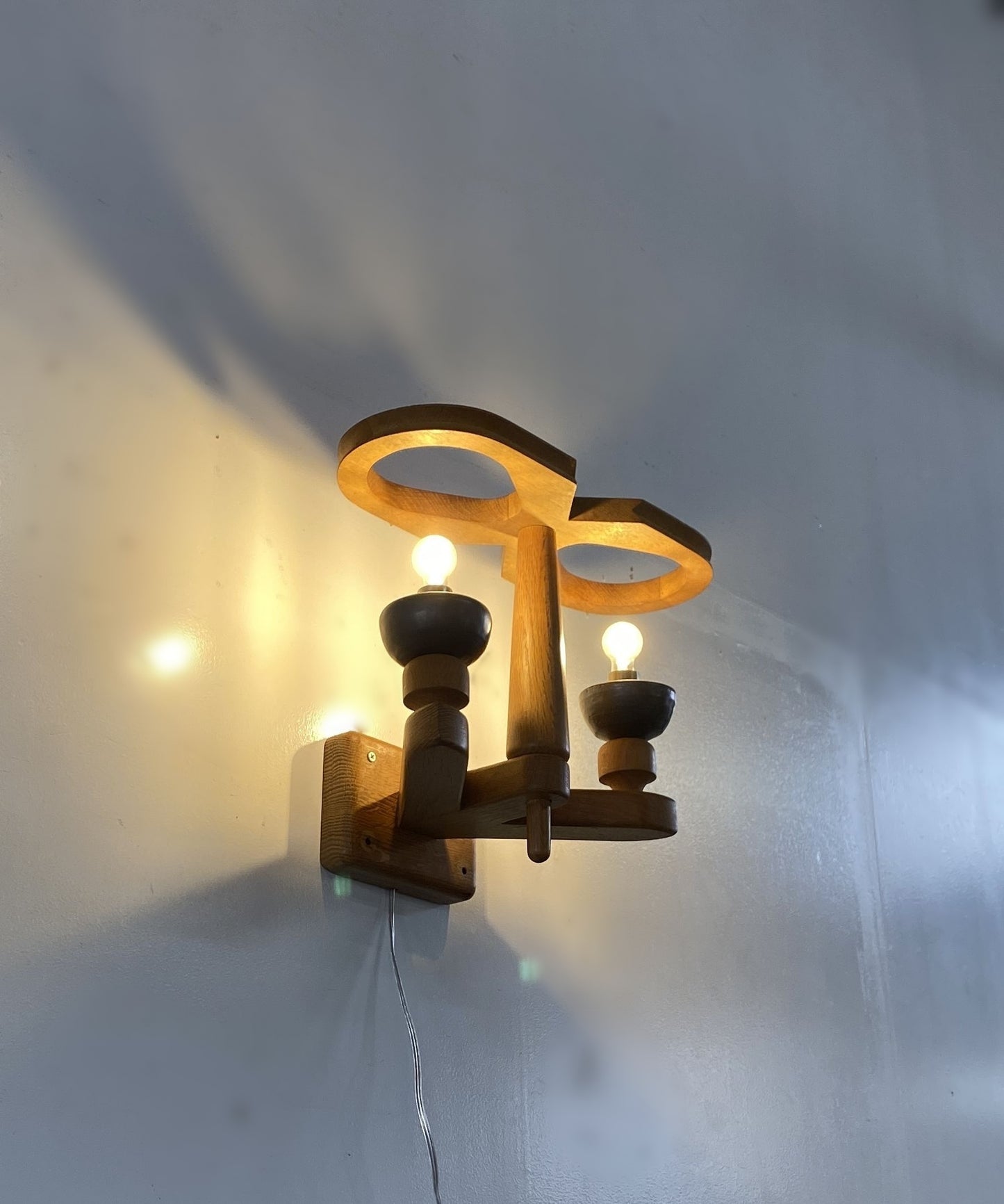 ”Guillerme & Chambron” Ceramic Wall Lamp