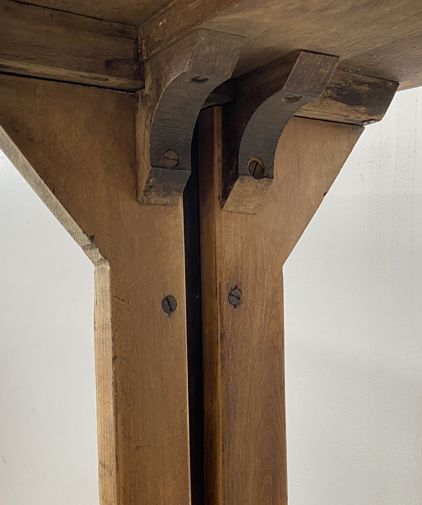 Bistoro Table