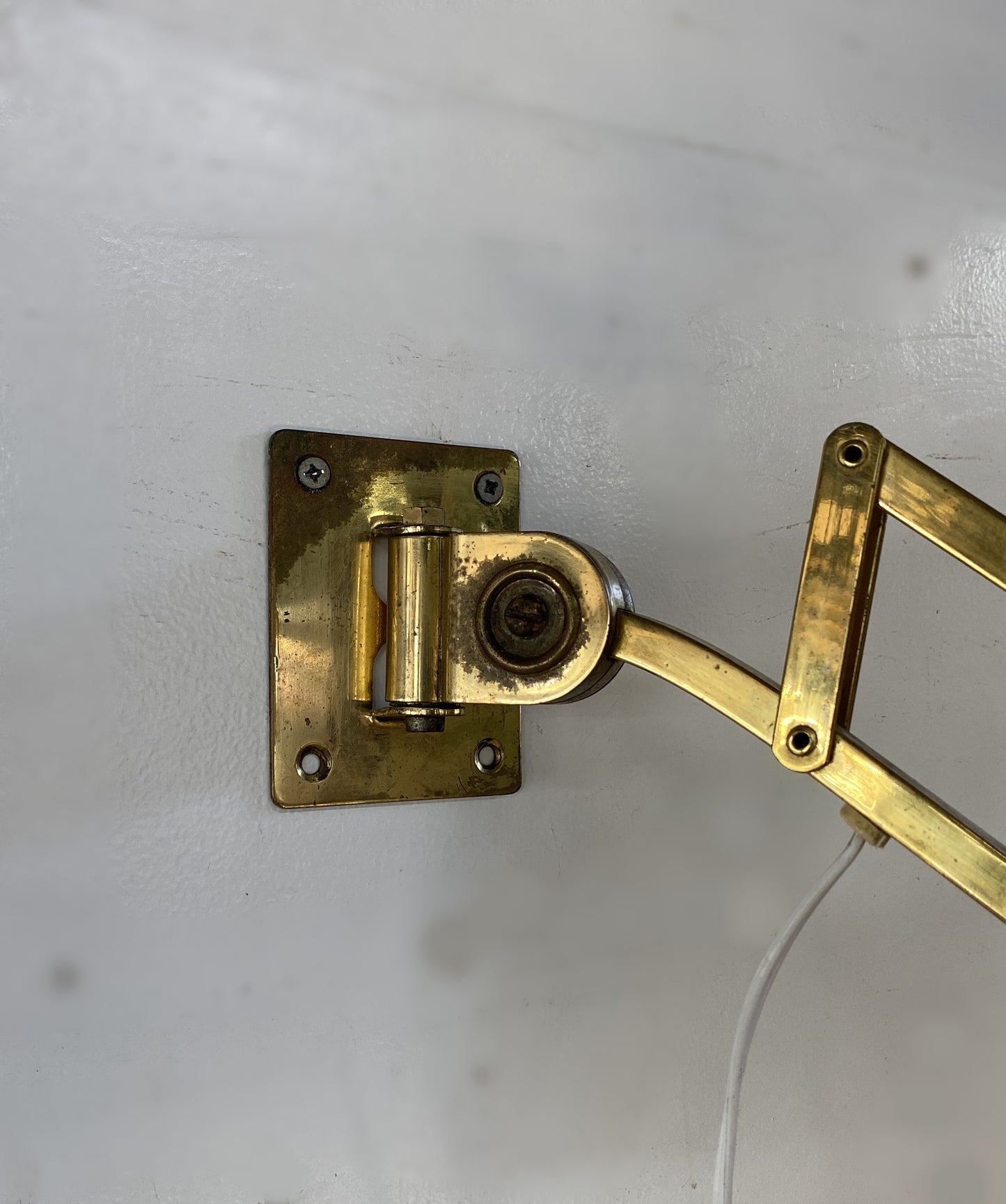 Brass Extendable Sissor Wall Lamp Diabolo Shade