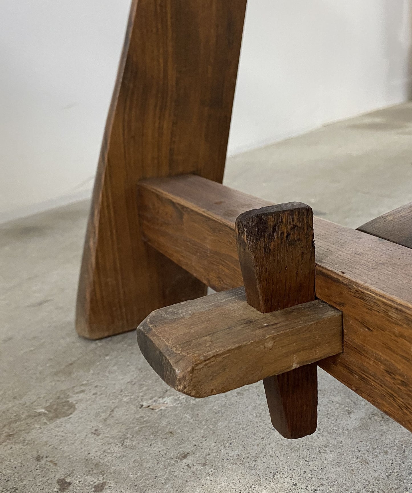 Olavi Hanninen dining table