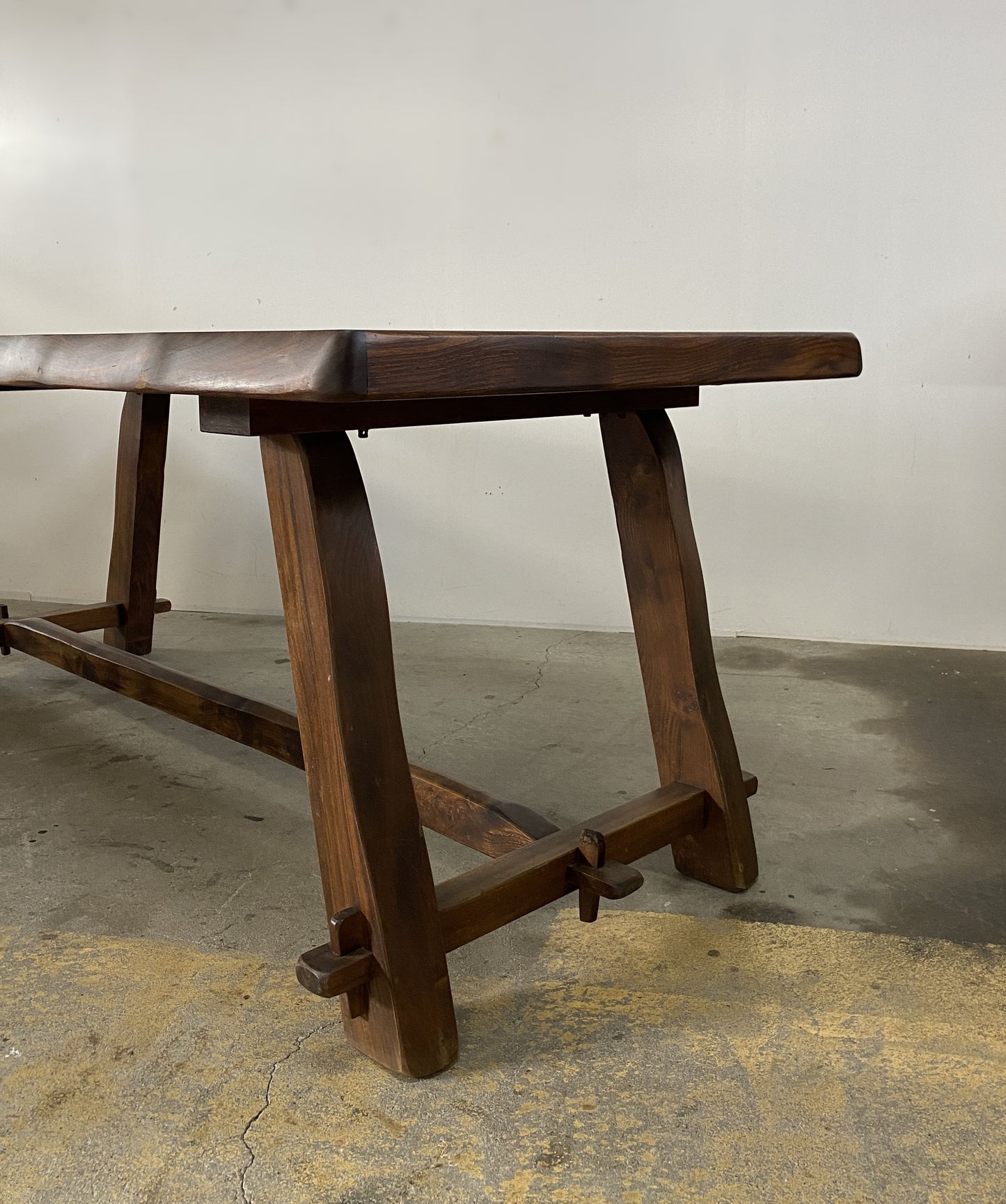Olavi Hanninen dining table