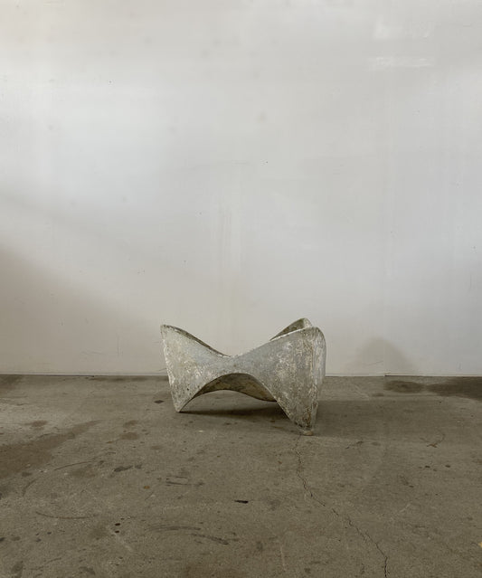 ”Willy Guhl” Molar Planter