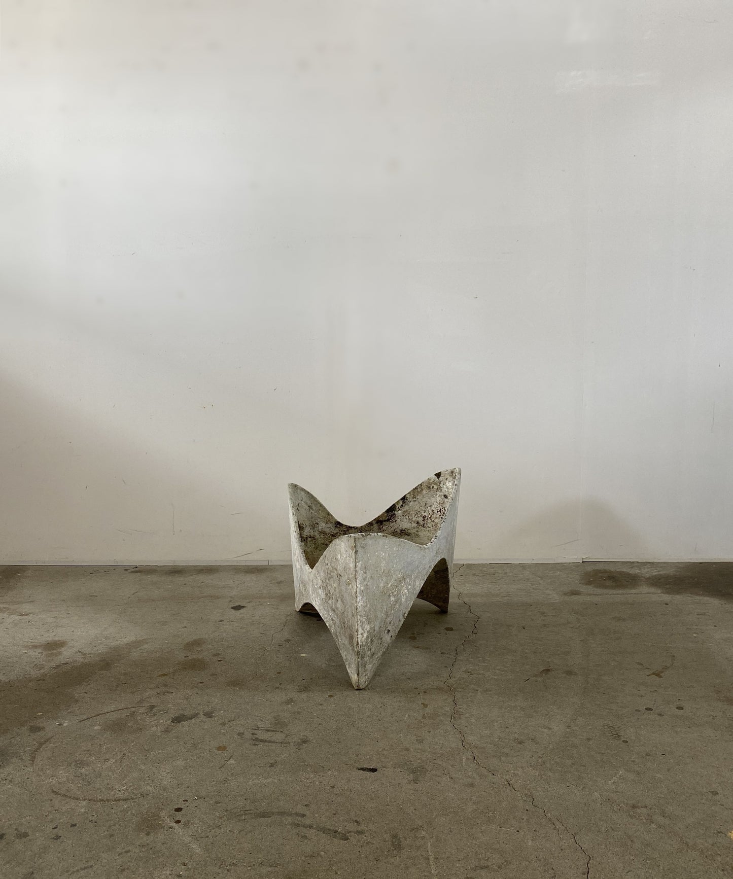 ”Willy Guhl” Molar Planter
