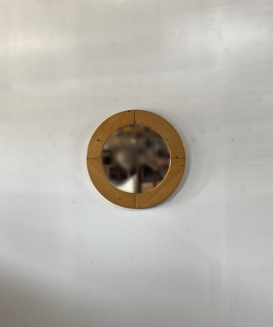 Swedish Round Wall Mirror For GLAS MASTER