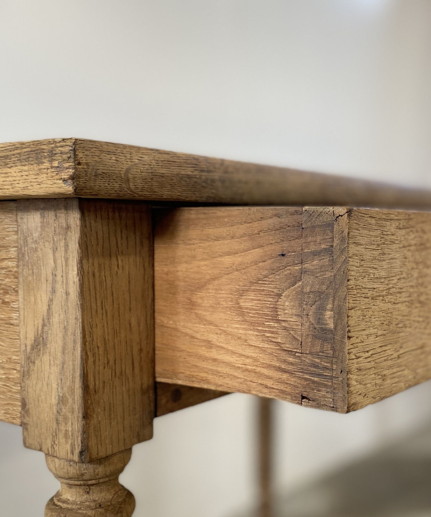 1dr Oak Table