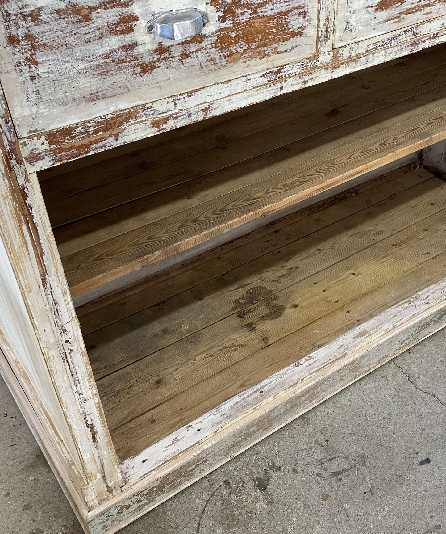 9 Drawers Cabinet