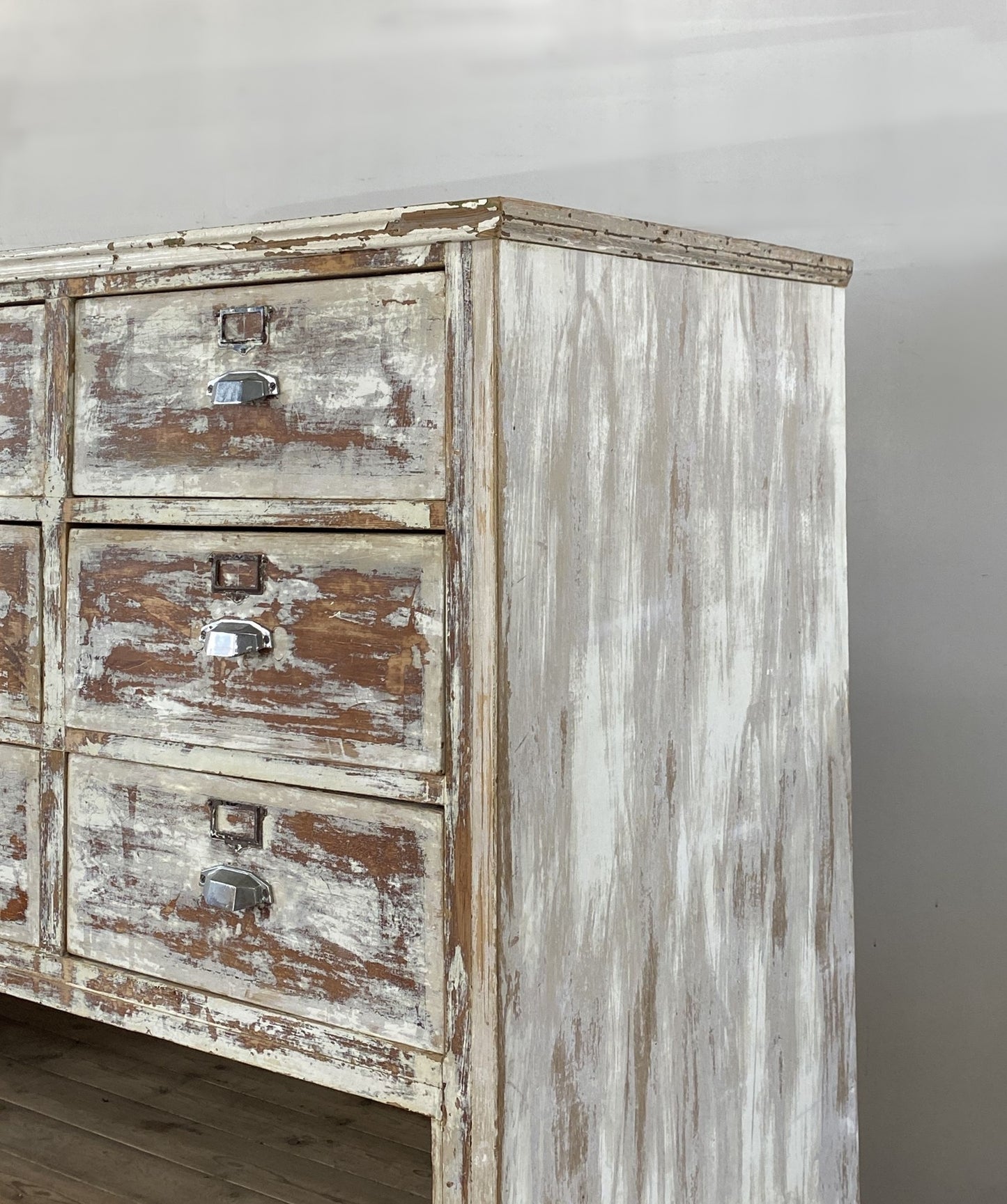 9 Drawers Cabinet