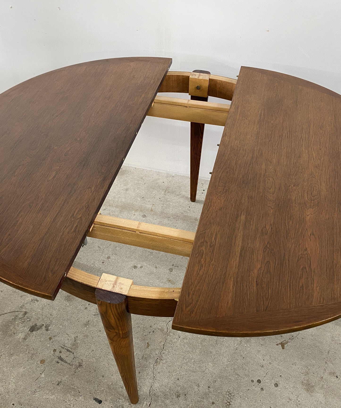 Vintage Round Table "NF MEUBLE"