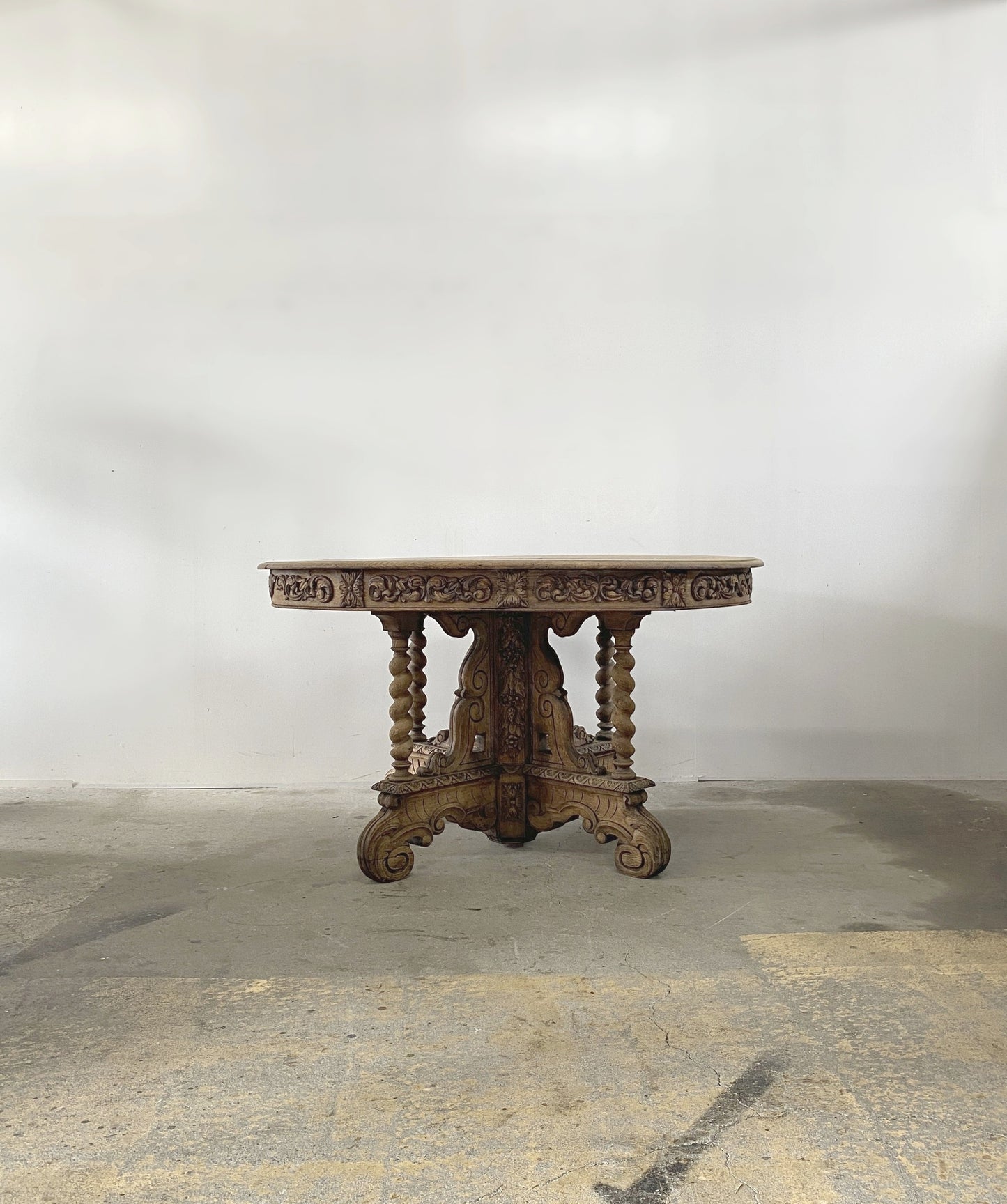 Pedestal Oak Oval Tabel