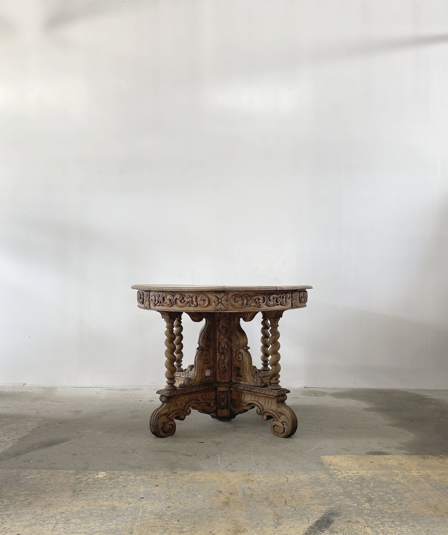 Pedestal Oak Oval Tabel
