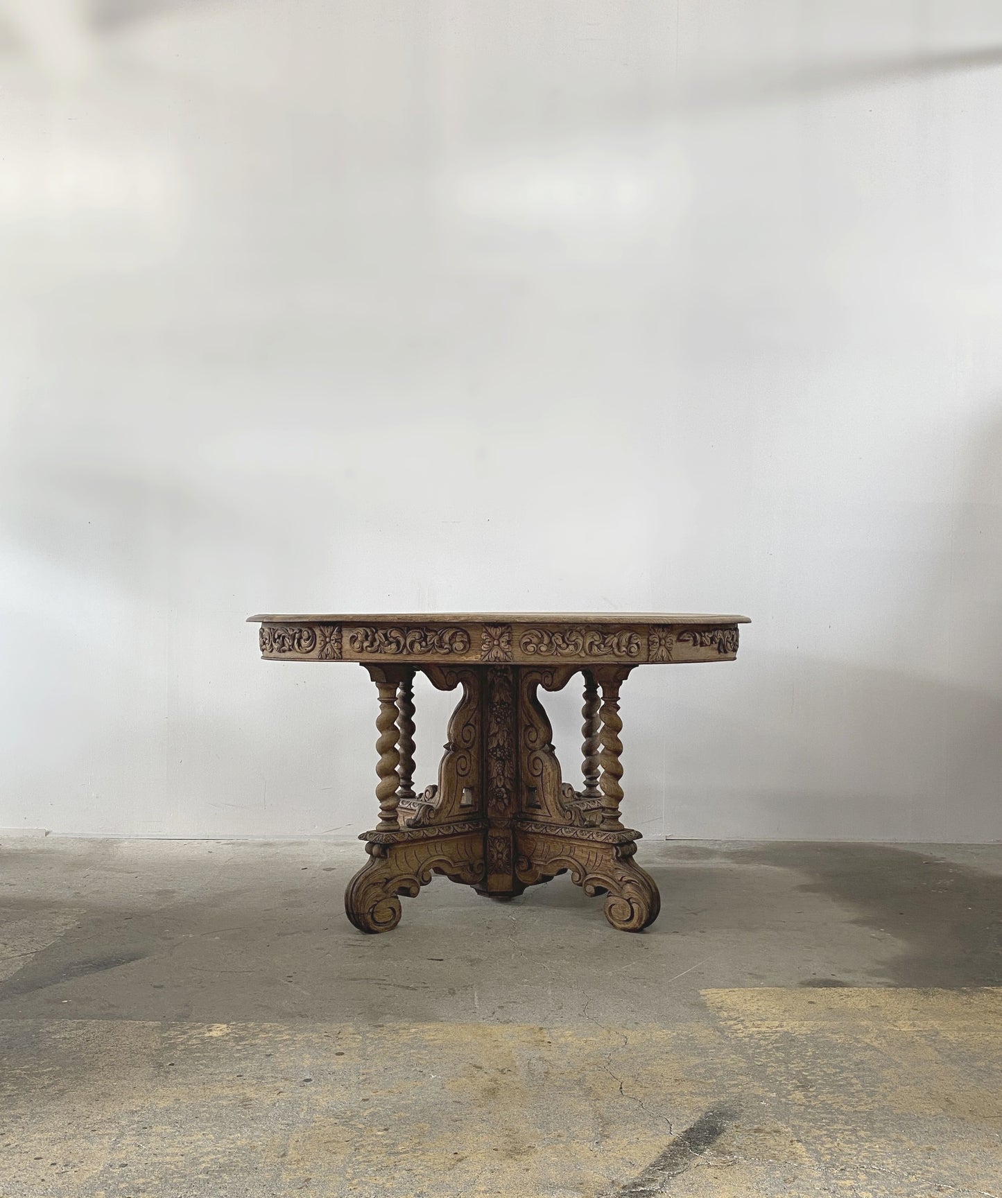 Pedestal Oak Oval Tabel