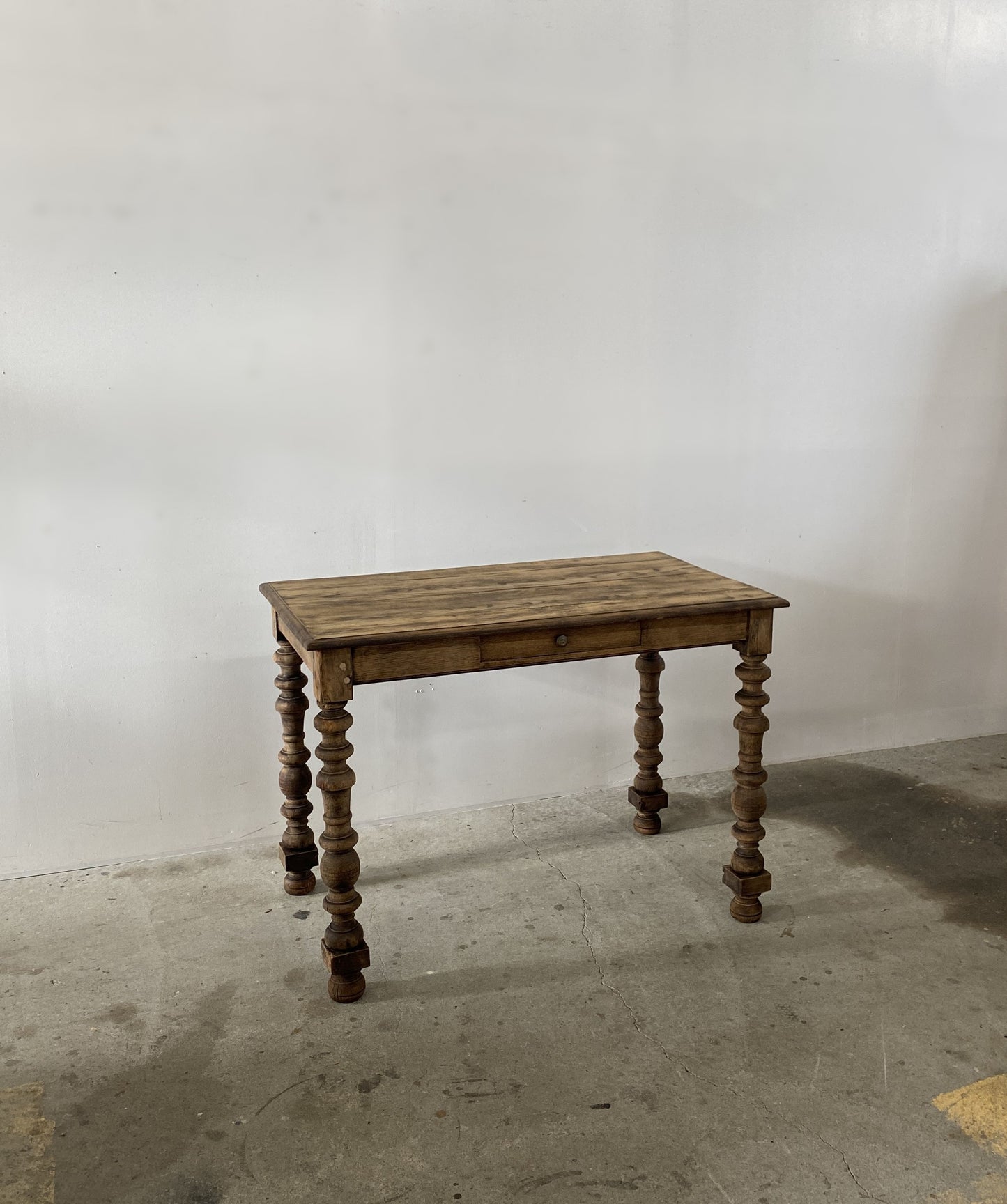 1dr Oak Table