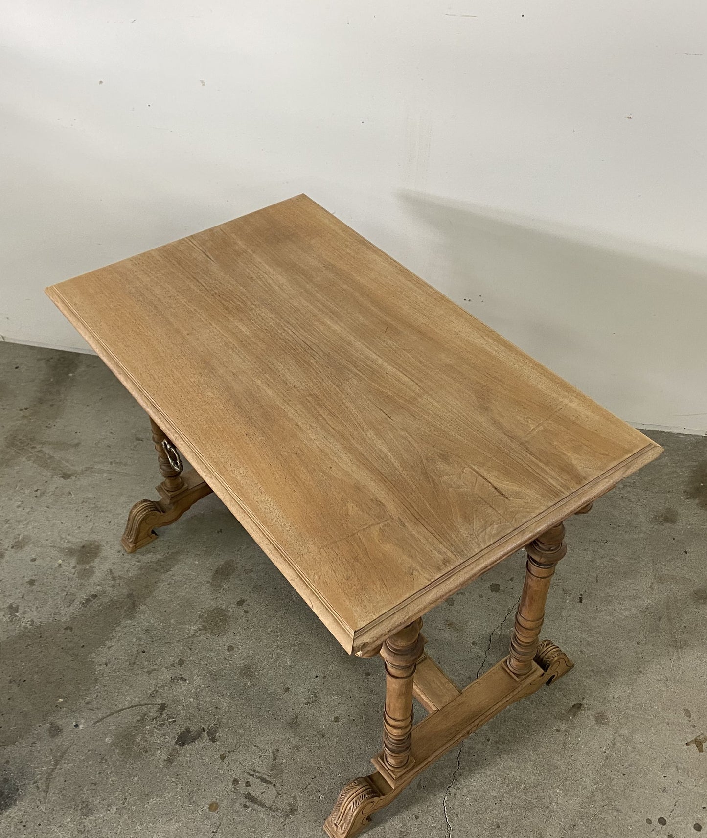 French Table