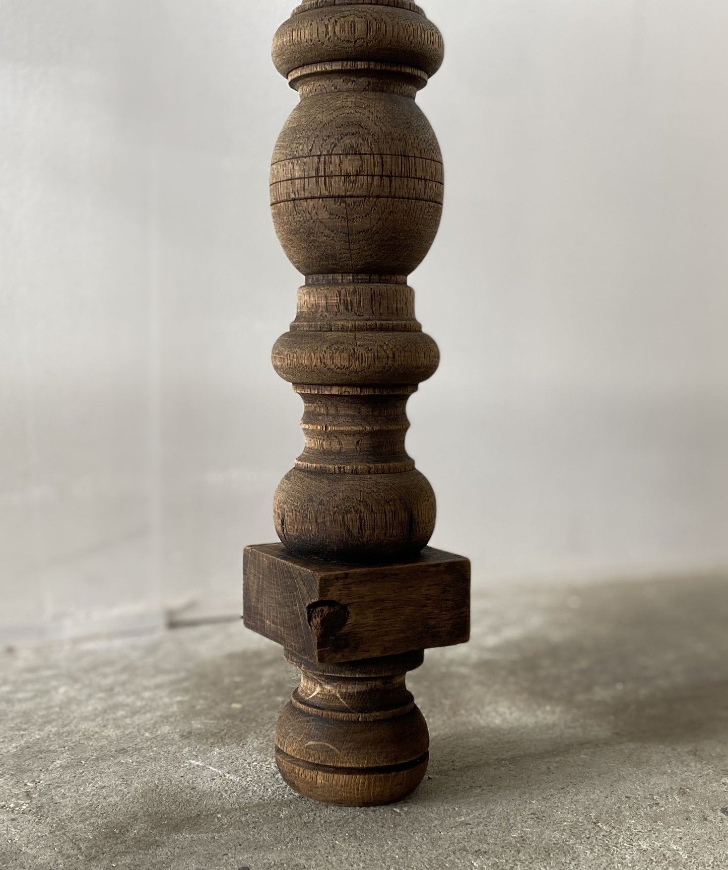1dr Oak Table