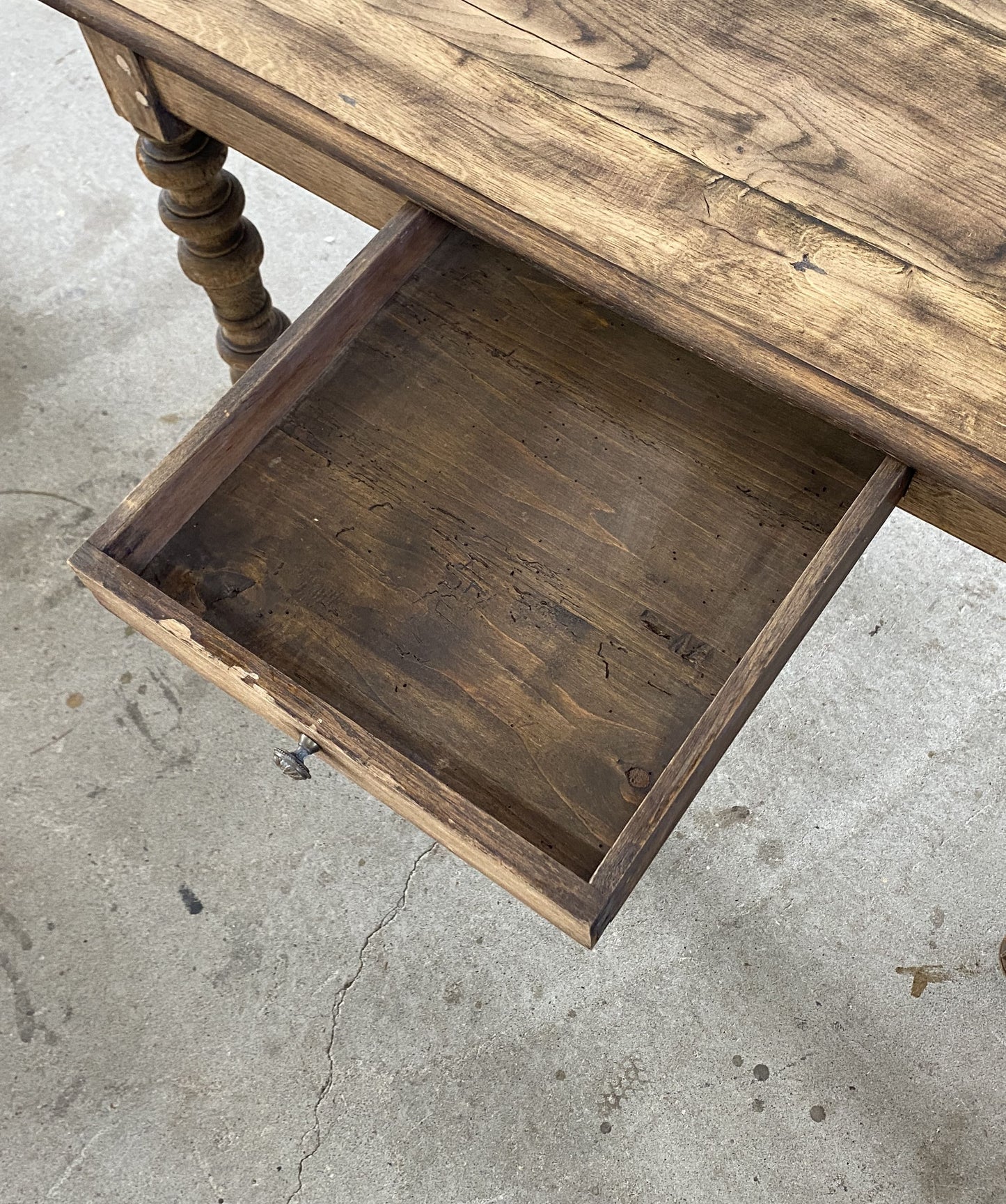 1dr Oak Table