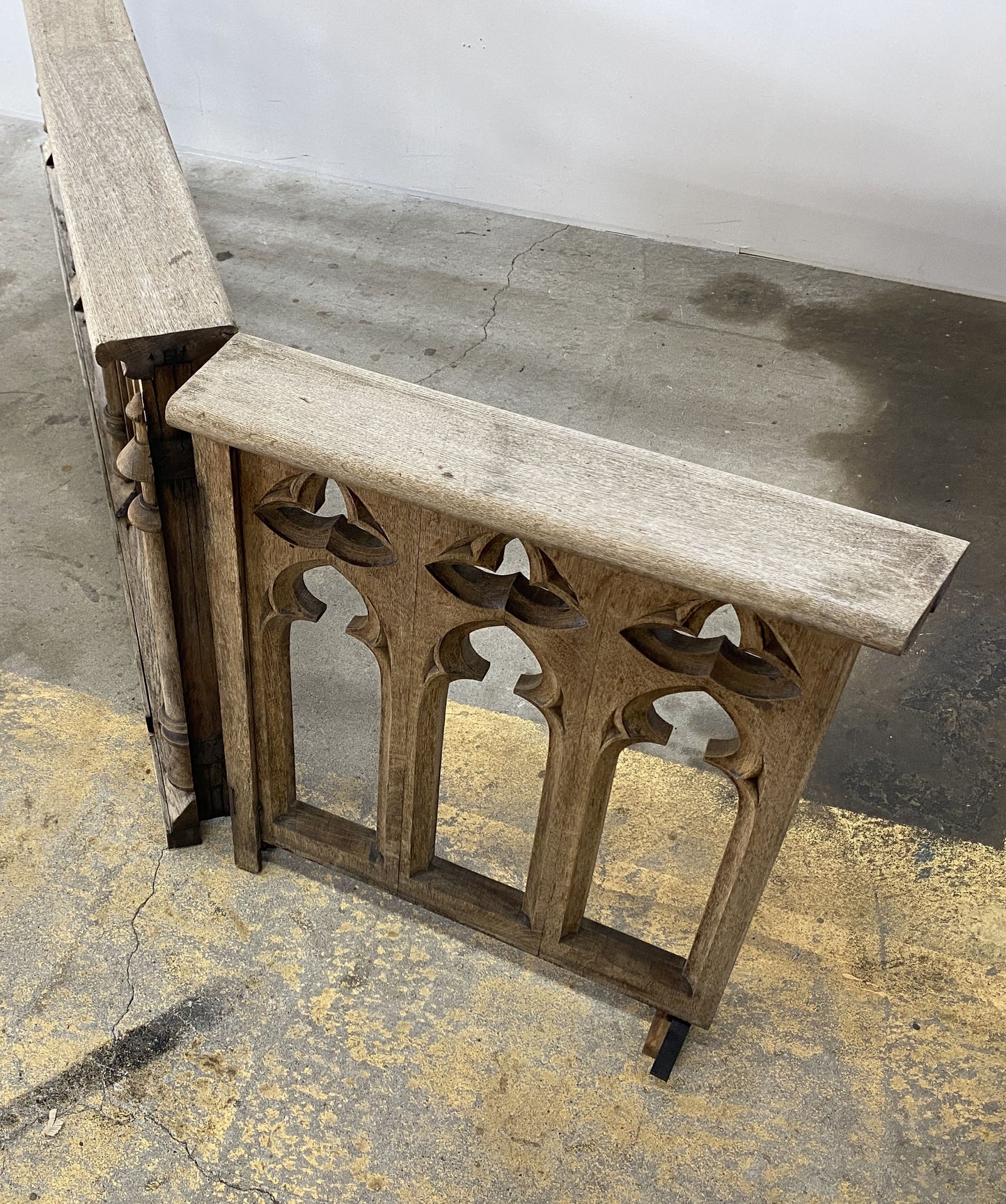 19c Gothic Oak Balustrade