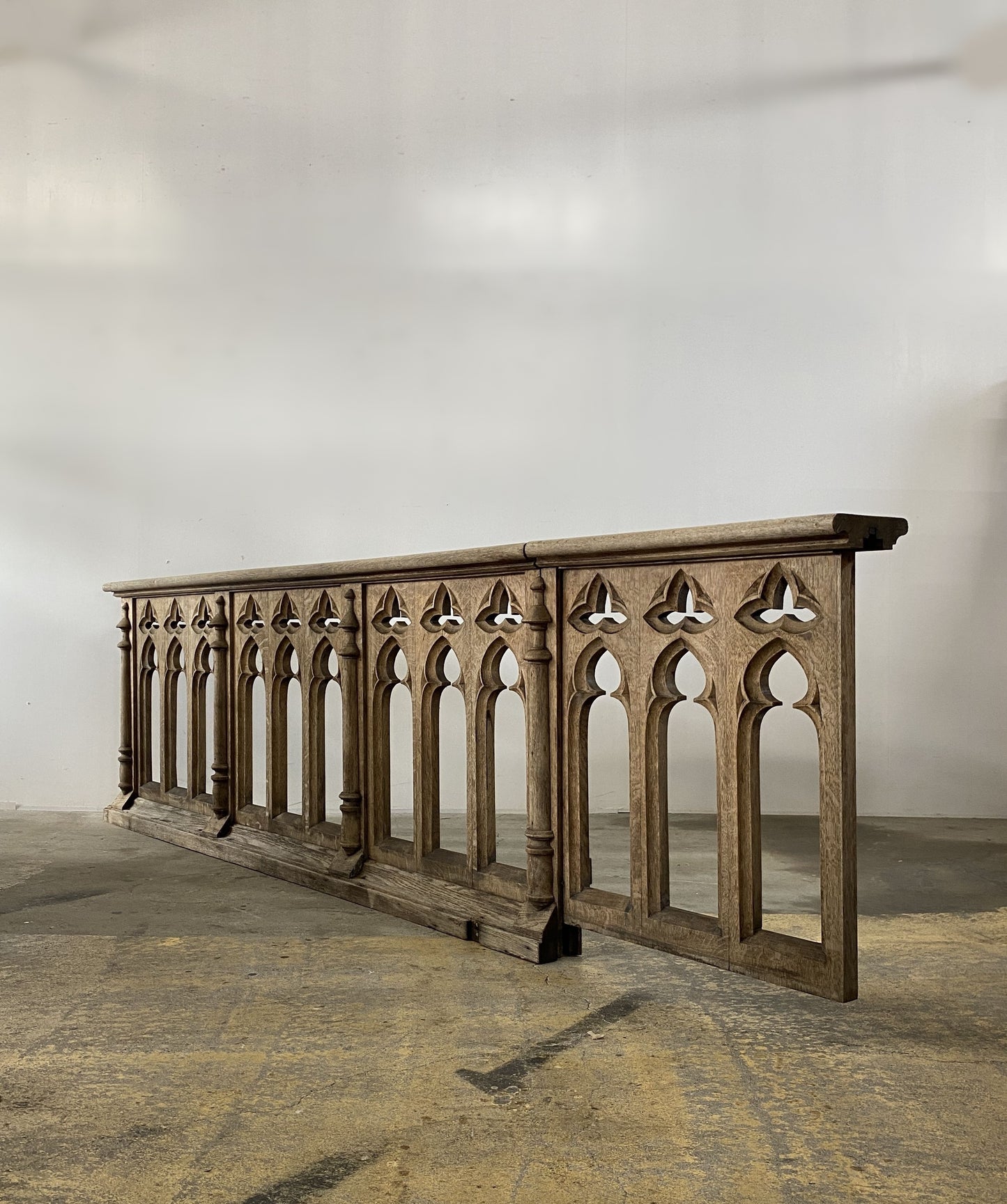 19c Gothic Oak Balustrade