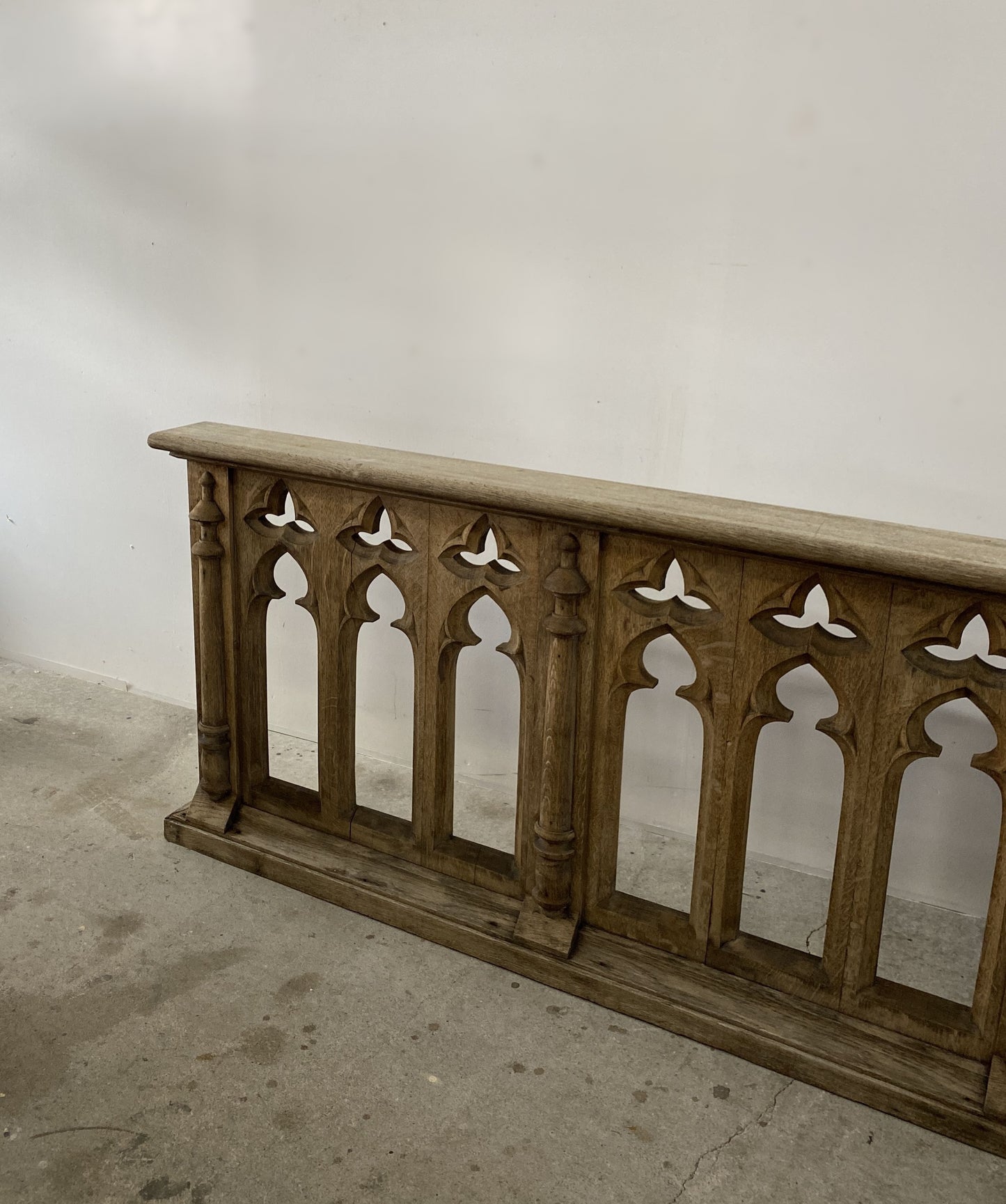 19c Gothic Oak Balustrade