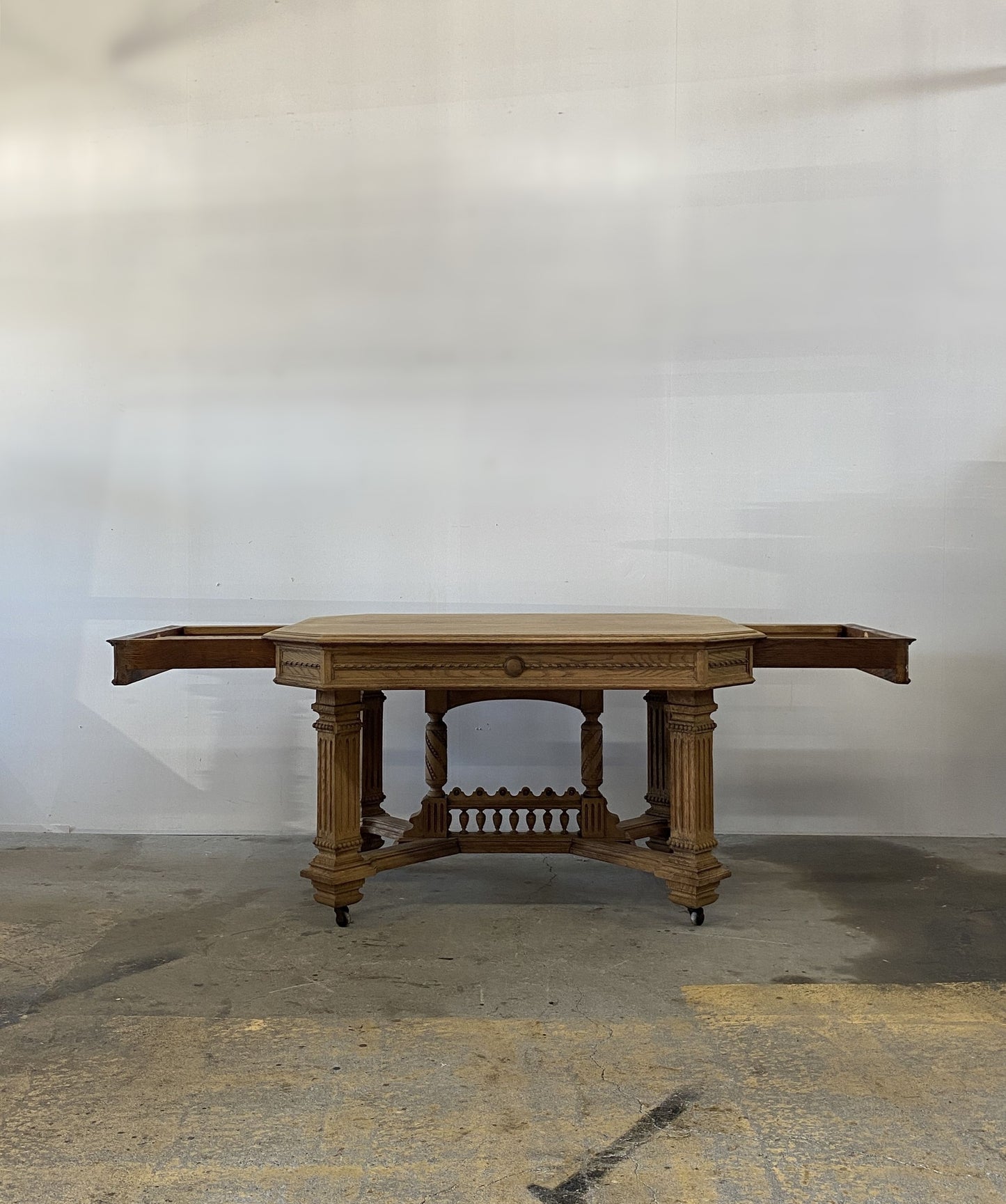 ”HenriⅡ” Table