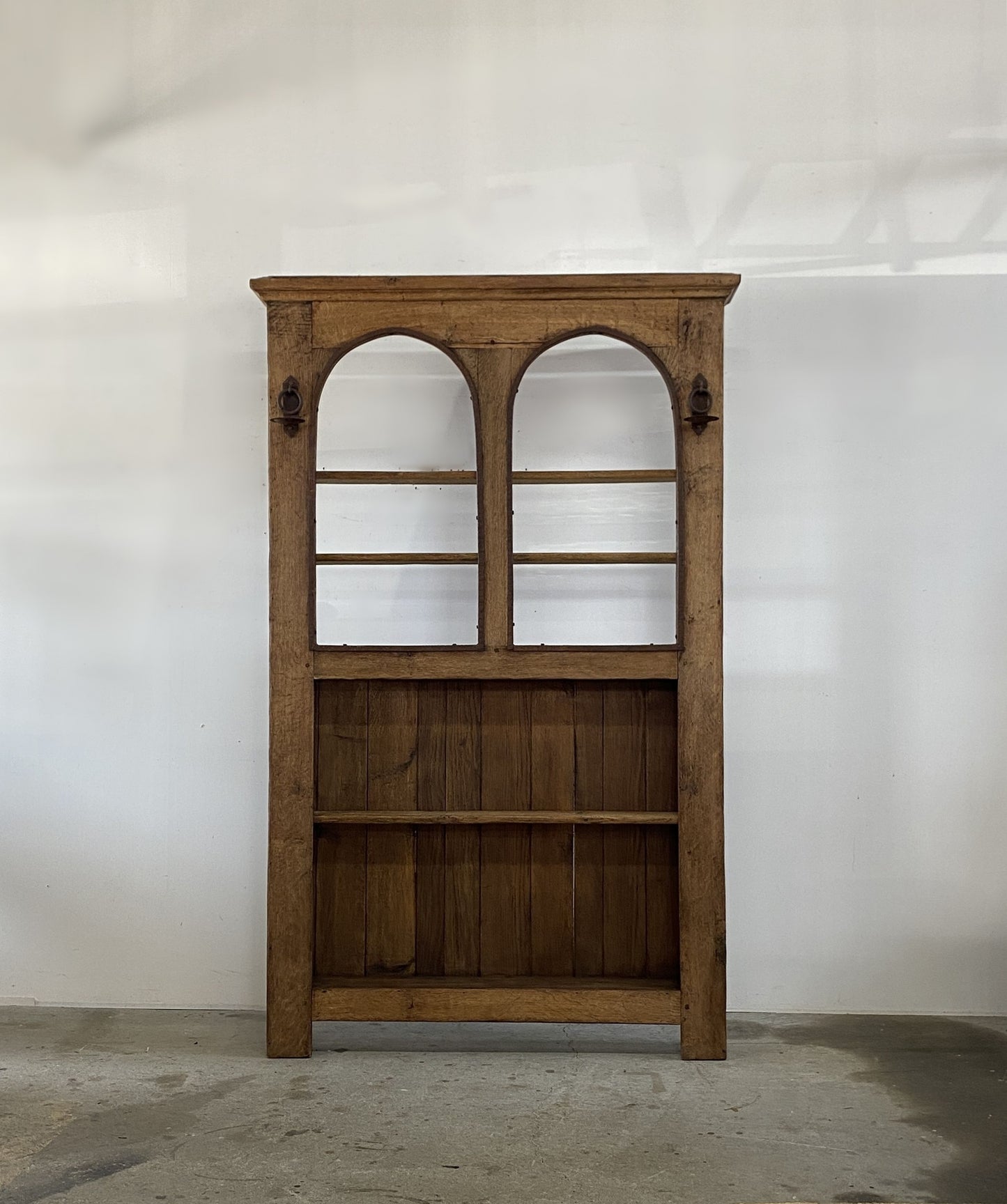 Open Shelf