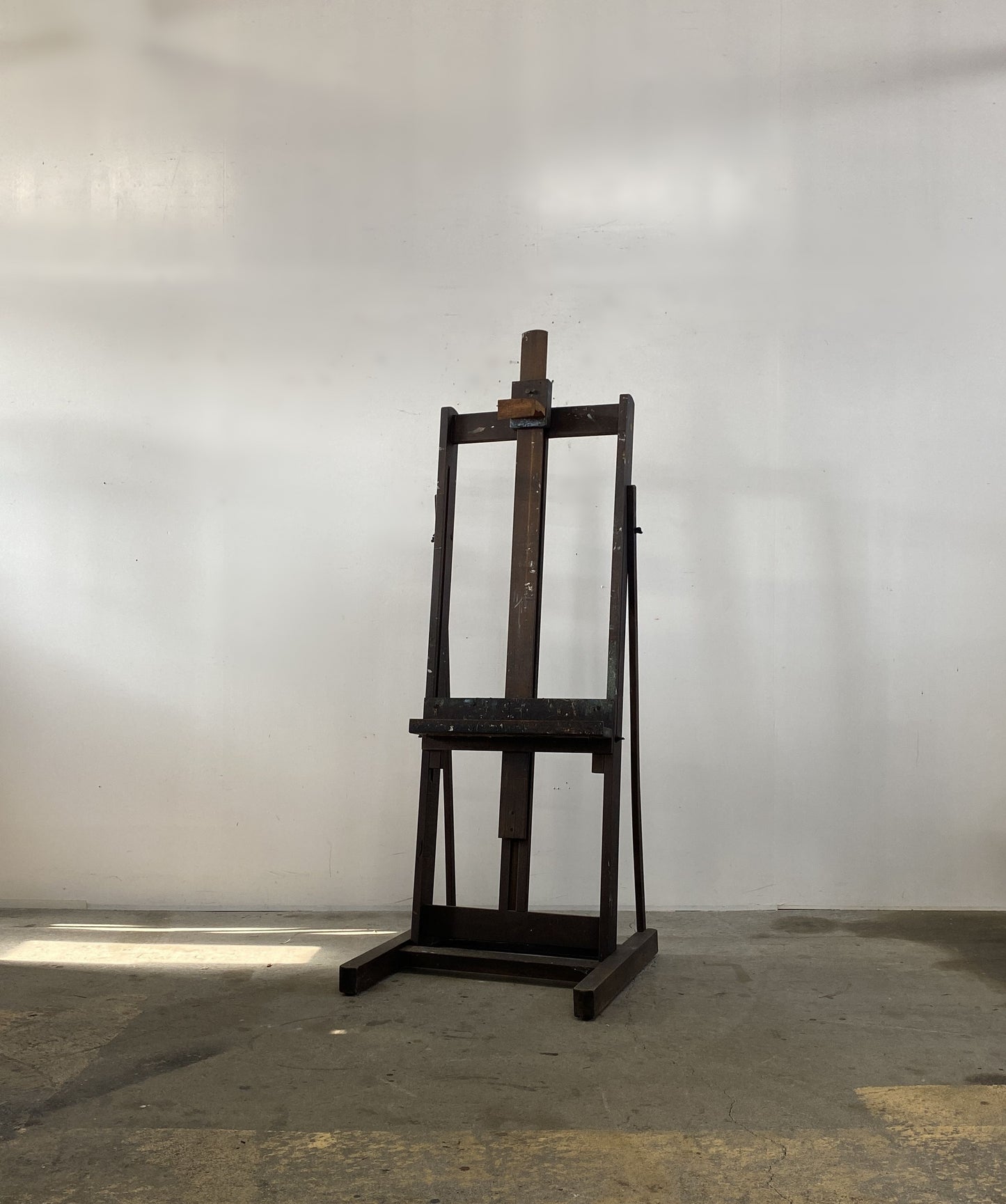 Artist Easel