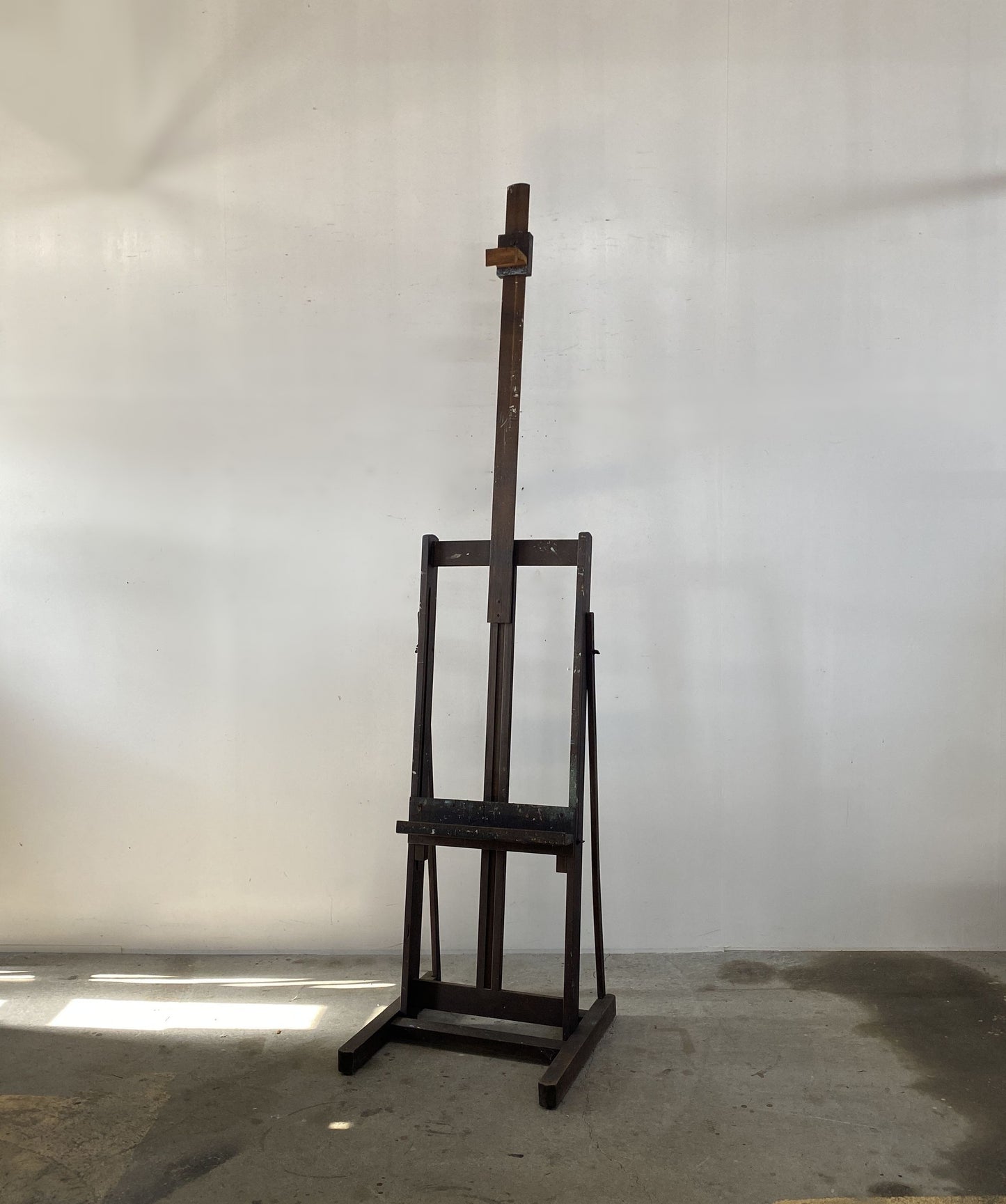 Artist Easel