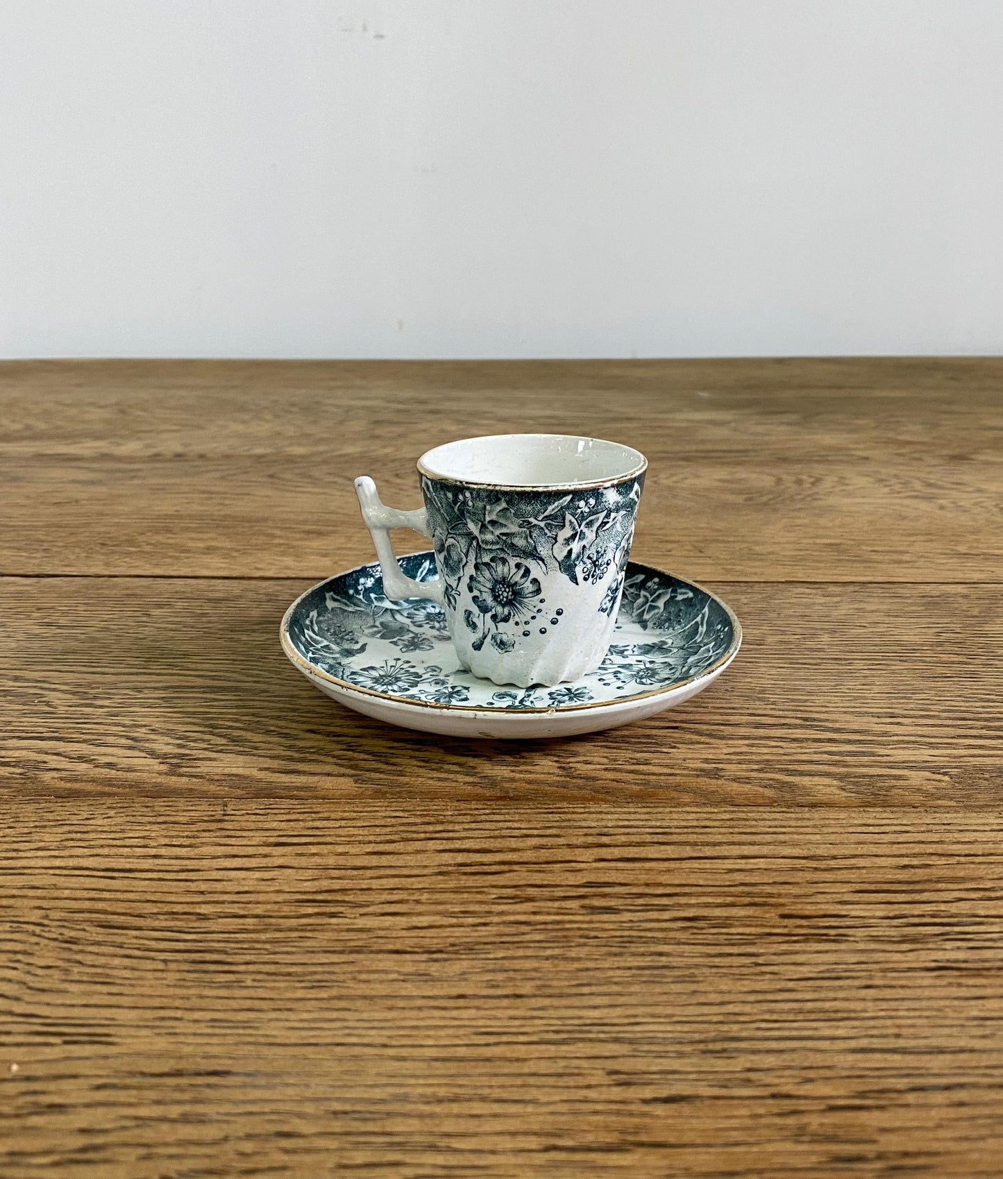 "Saint Amand "cup&saucer