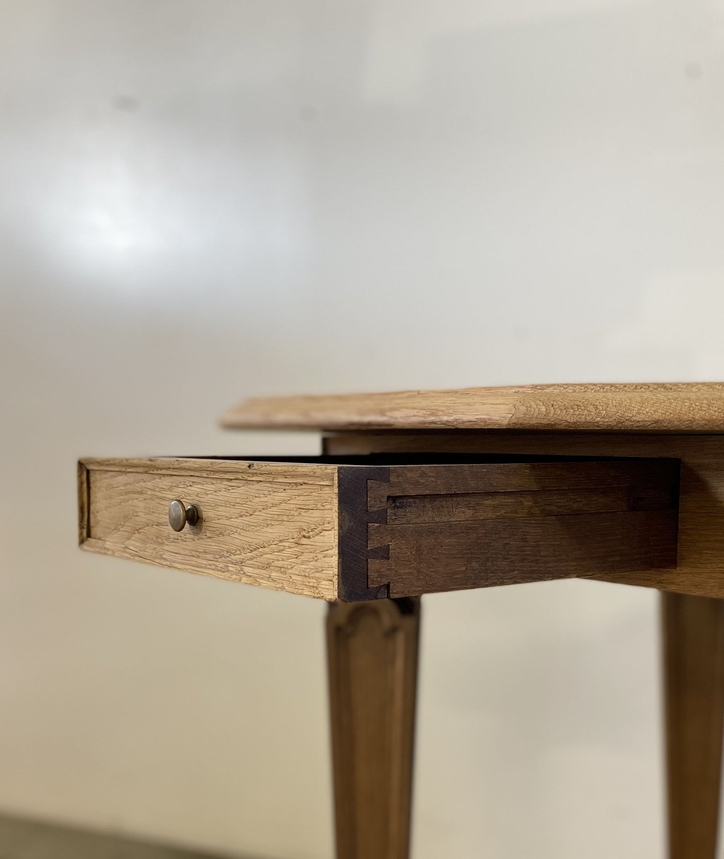 1dr French Oak Table