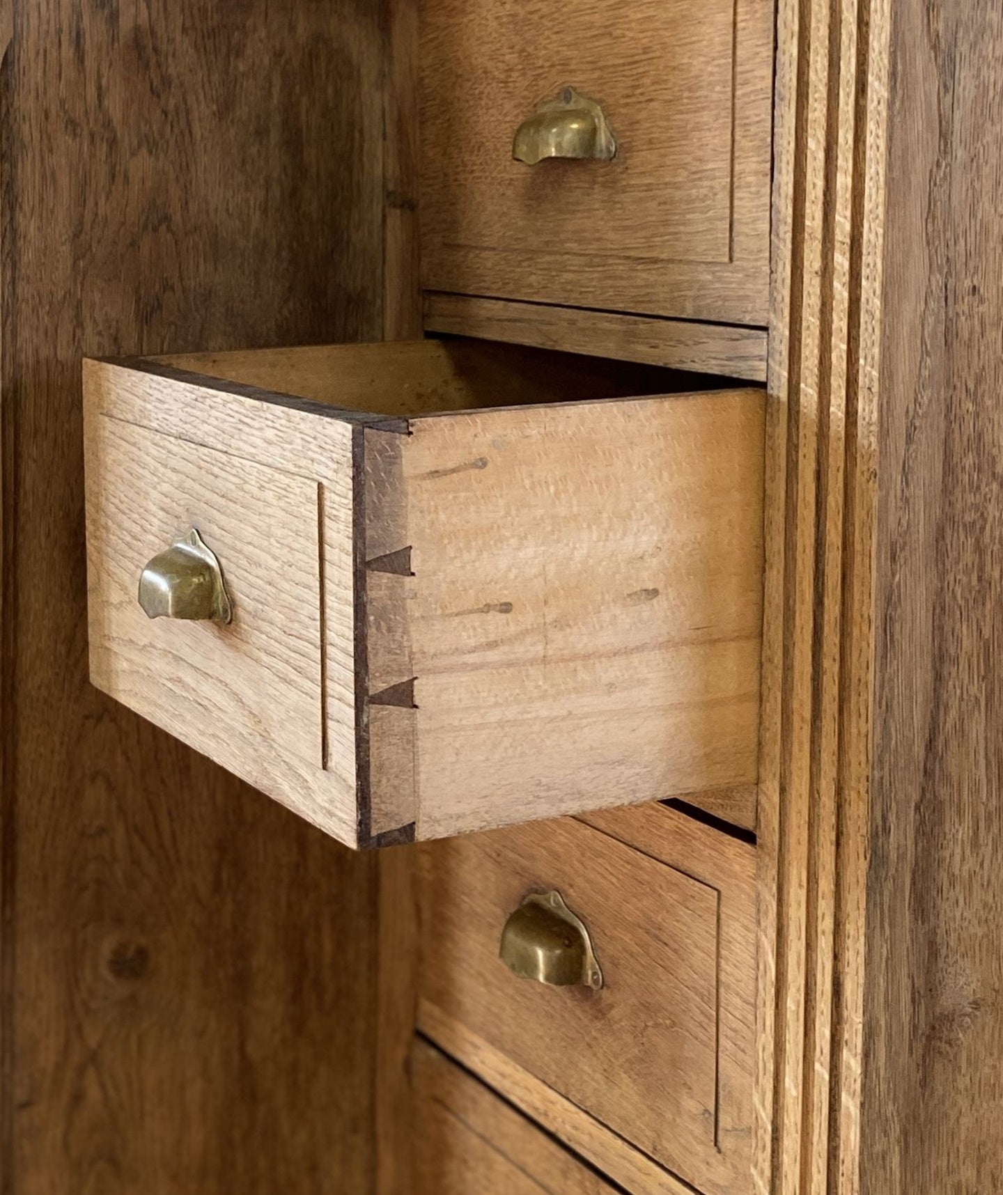 Oak Drawers Cabinet