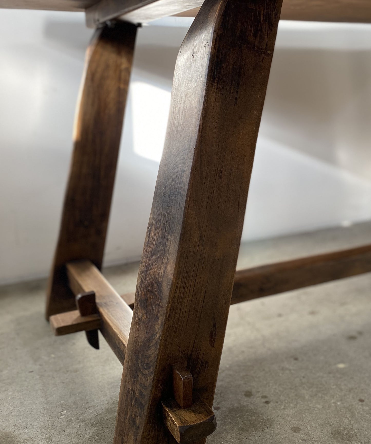 Olavi Hanninen dining table